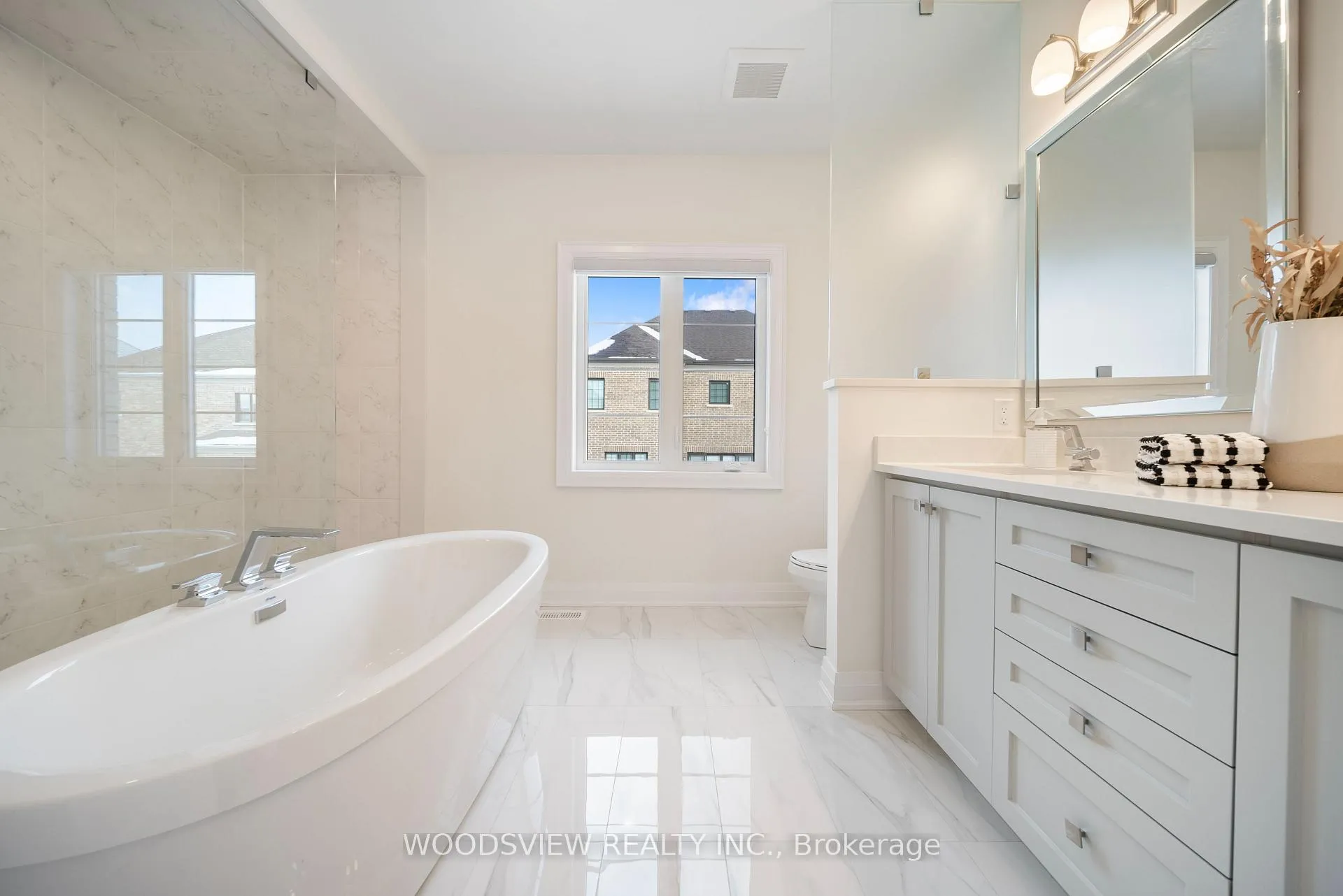 Photo 25 of 9 Ballantyne Boulevard, Vaughan, Vellore Village — HOMEH