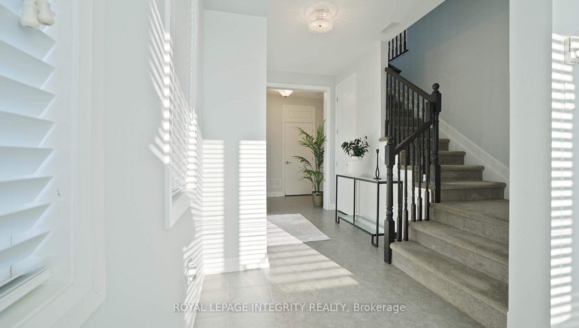 Photo 8 of 184 Pictou Crescent, Ottawa, Kanata - Emerald Meadows/Trailwest — HOMEH