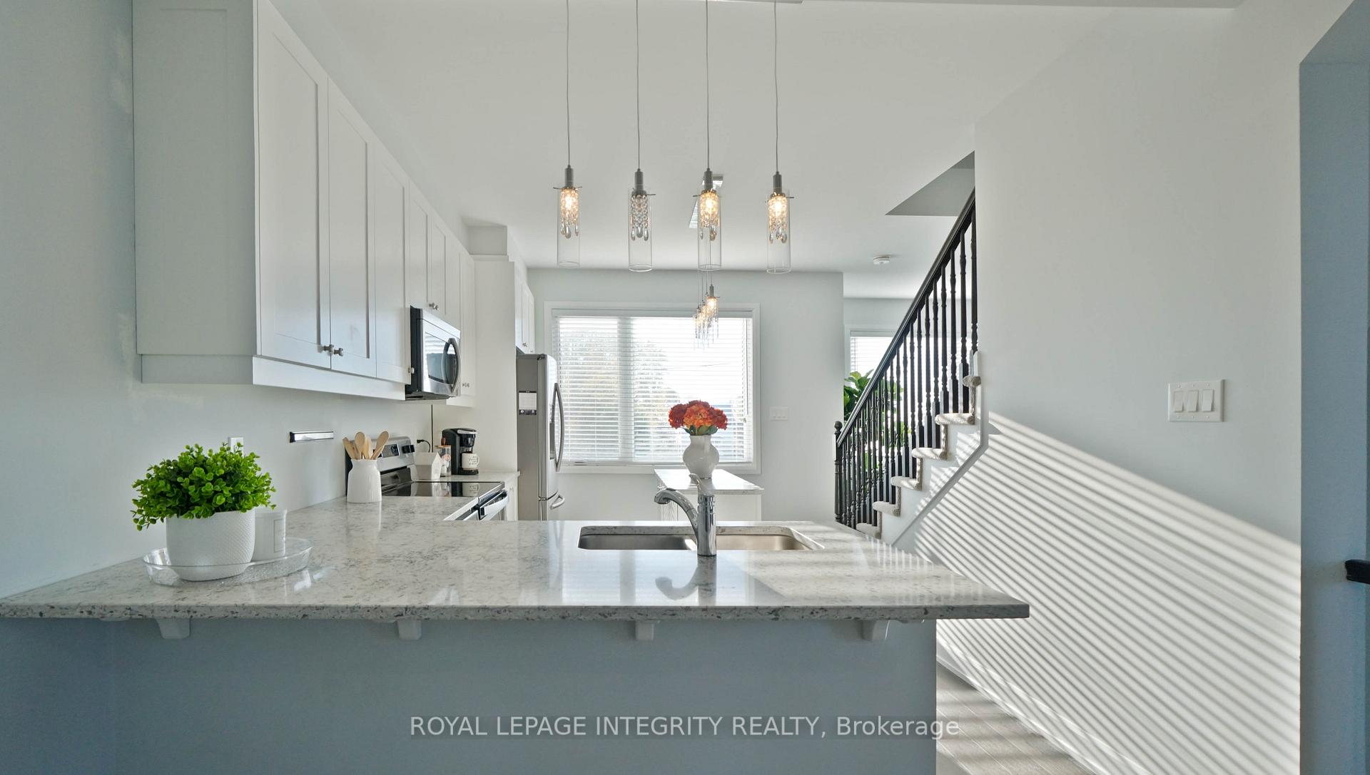 Photo 19 of 184 Pictou Crescent, Ottawa, Kanata - Emerald Meadows/Trailwest — HOMEH