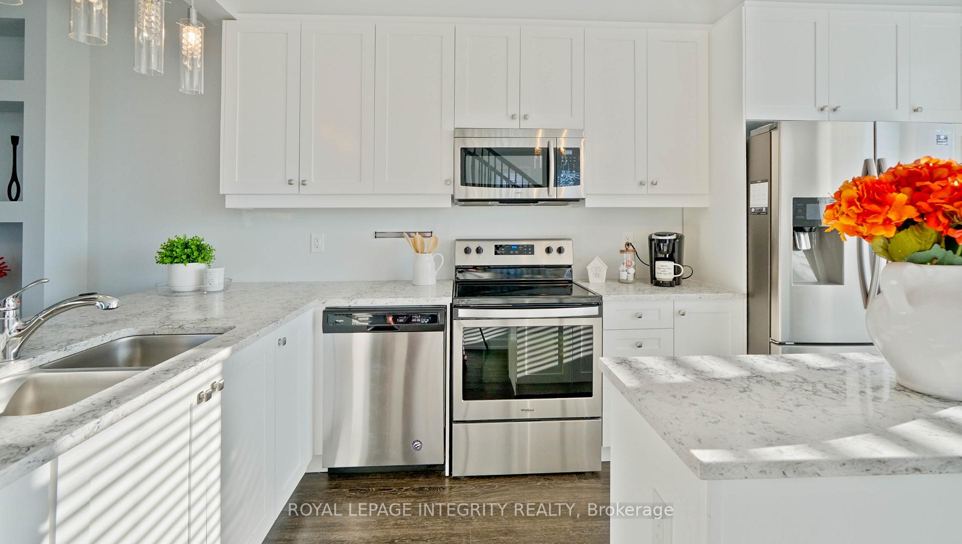 Photo 20 of 184 Pictou Crescent, Ottawa, Kanata - Emerald Meadows/Trailwest — HOMEH