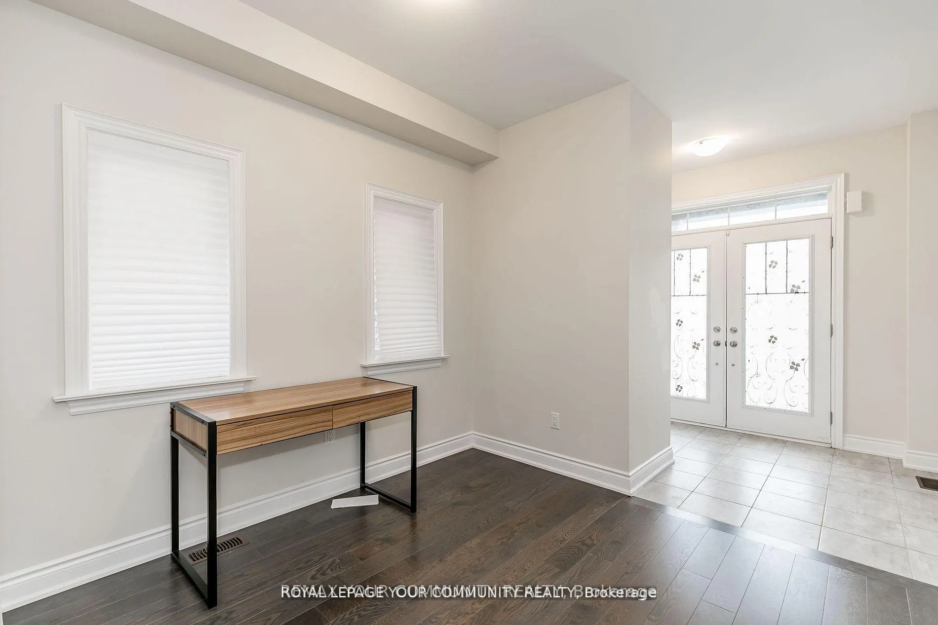 Photo 4 of 27 Lorne Thomas Place, New Tecumseth, Alliston — HOMEH