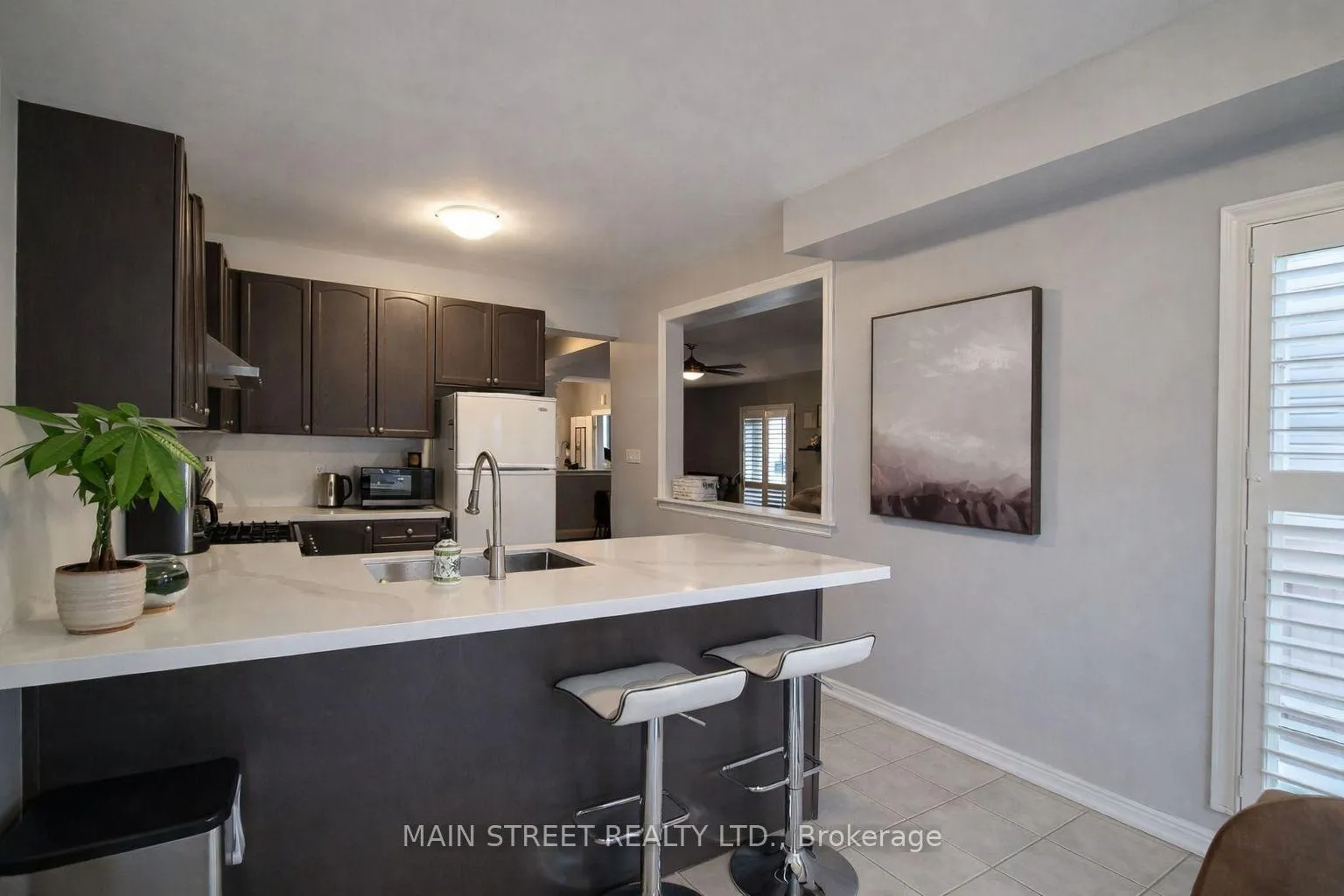 Photo 6 of 25 Lundigan Drive, Georgina, Keswick South — HOMEH