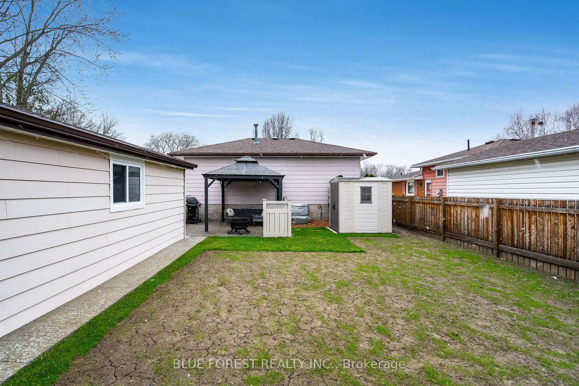 Photo 29 of 63 Peirone Crescent, Chatham-Kent, Chatham — HOMEH