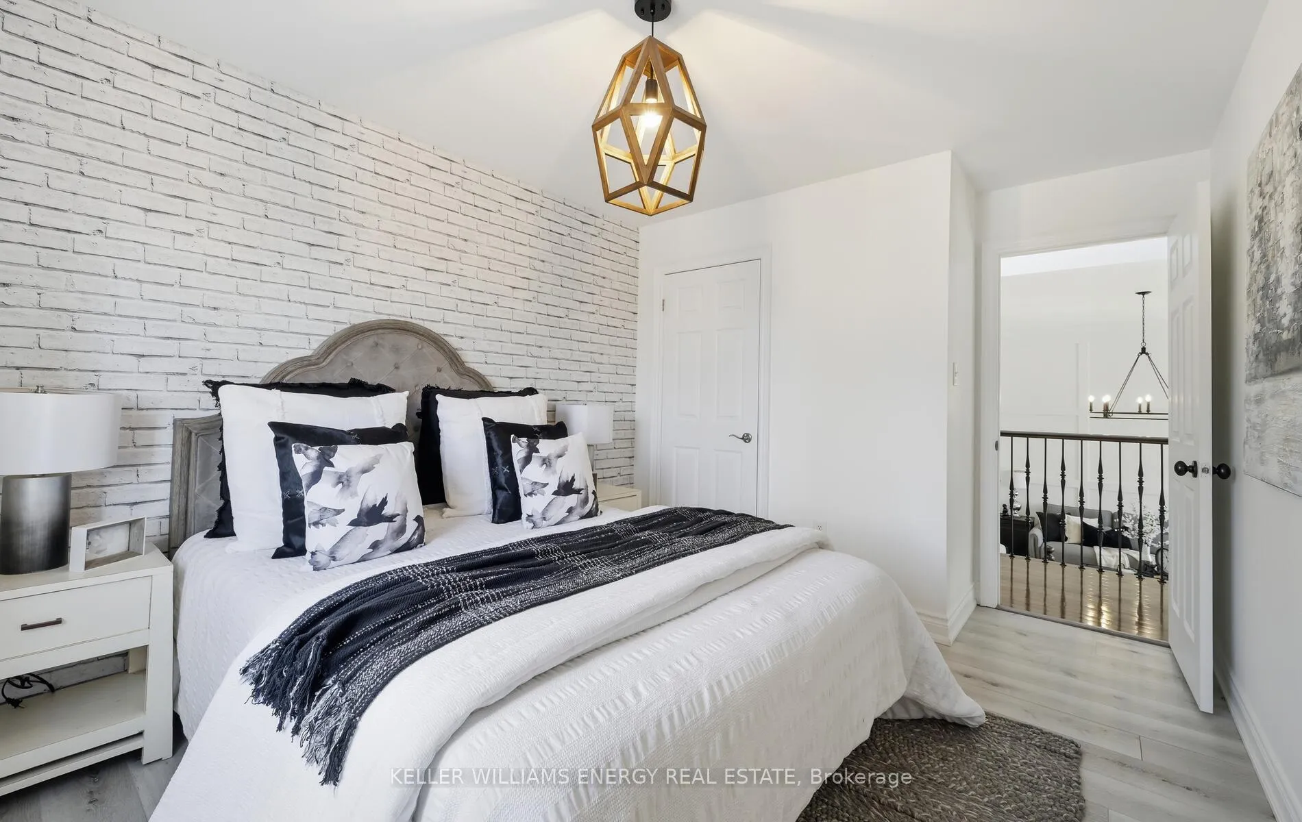 Photo 34 of 35 Bellhouse Place, Whitby, Brooklin — HOMEH