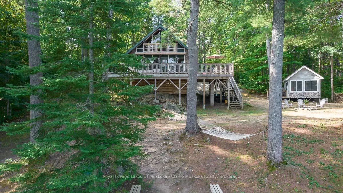Front of 4 Severn River Shore