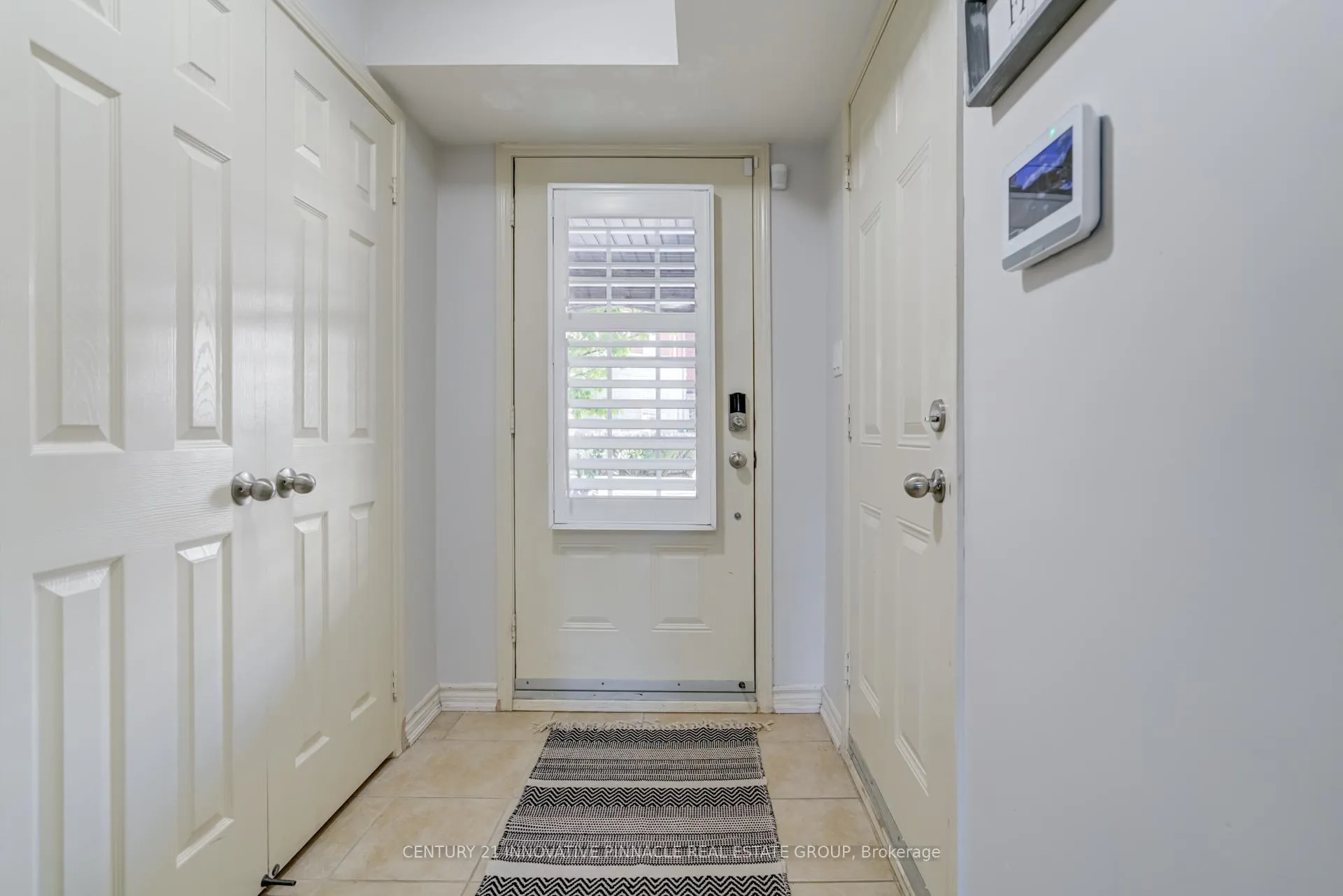 Photo 5 of Unit 9, 1701 Finch Avenue, Pickering, Village East — HOMEH