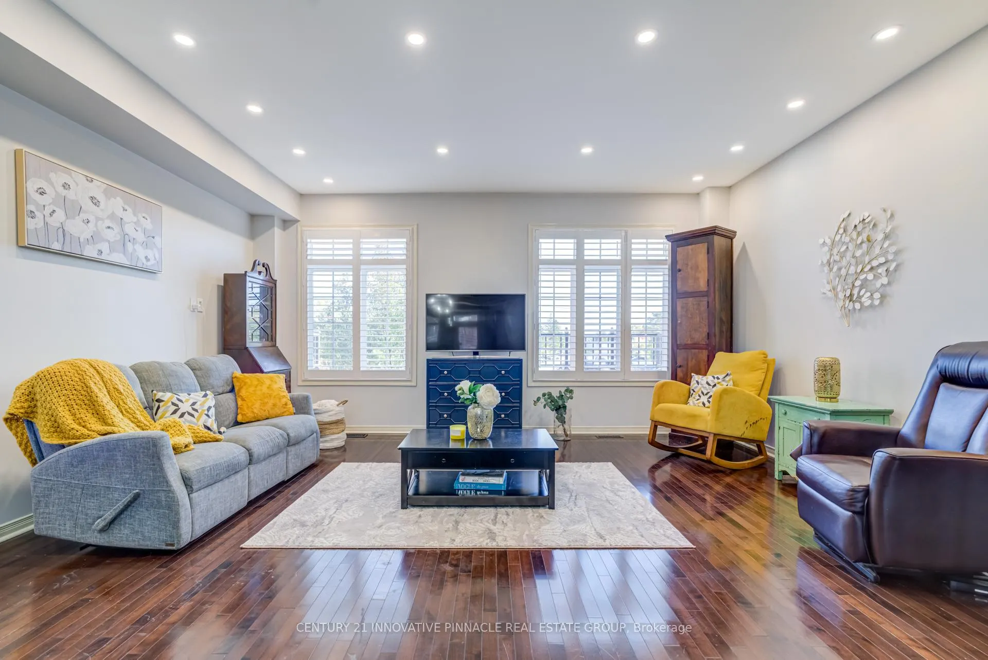 Photo 9 of Unit 9, 1701 Finch Avenue, Pickering, Village East — HOMEH