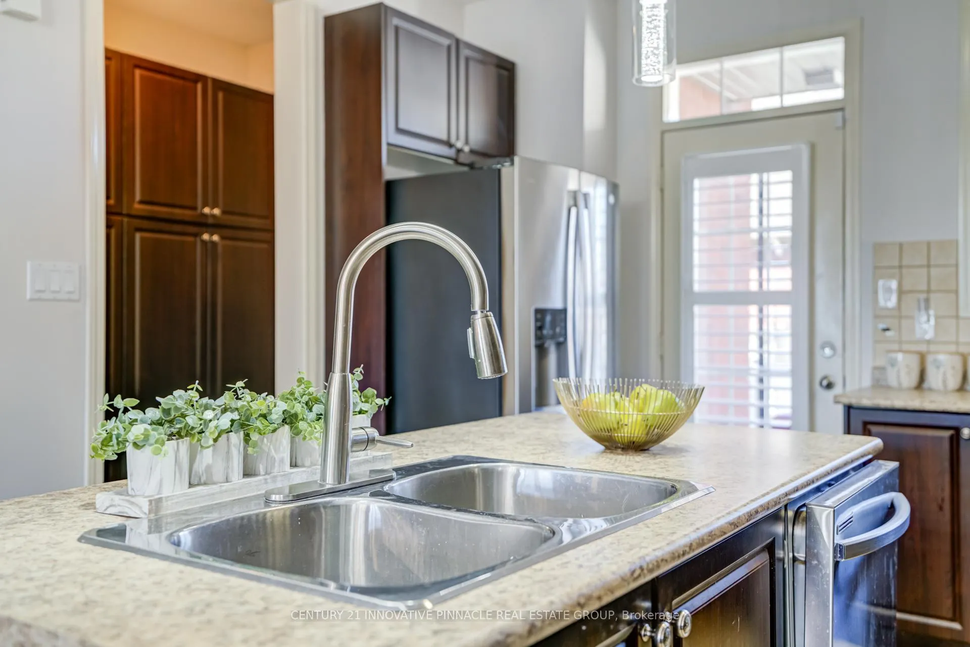 Photo 17 of Unit 9, 1701 Finch Avenue, Pickering, Village East — HOMEH