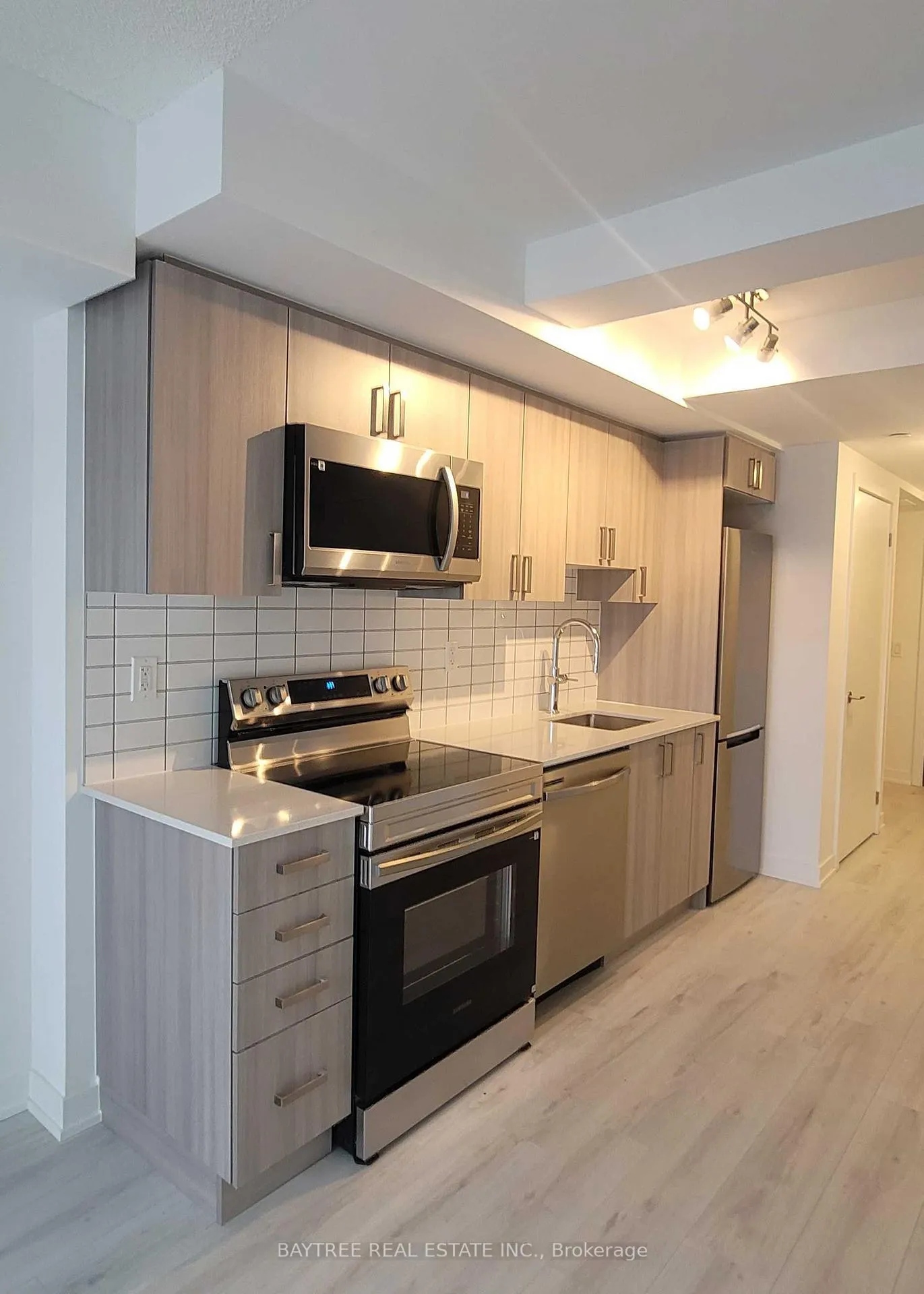 Photo 1 of Unit 414, 1010 Sandy Beach Road, Pickering, Bay Ridges — HOMEH