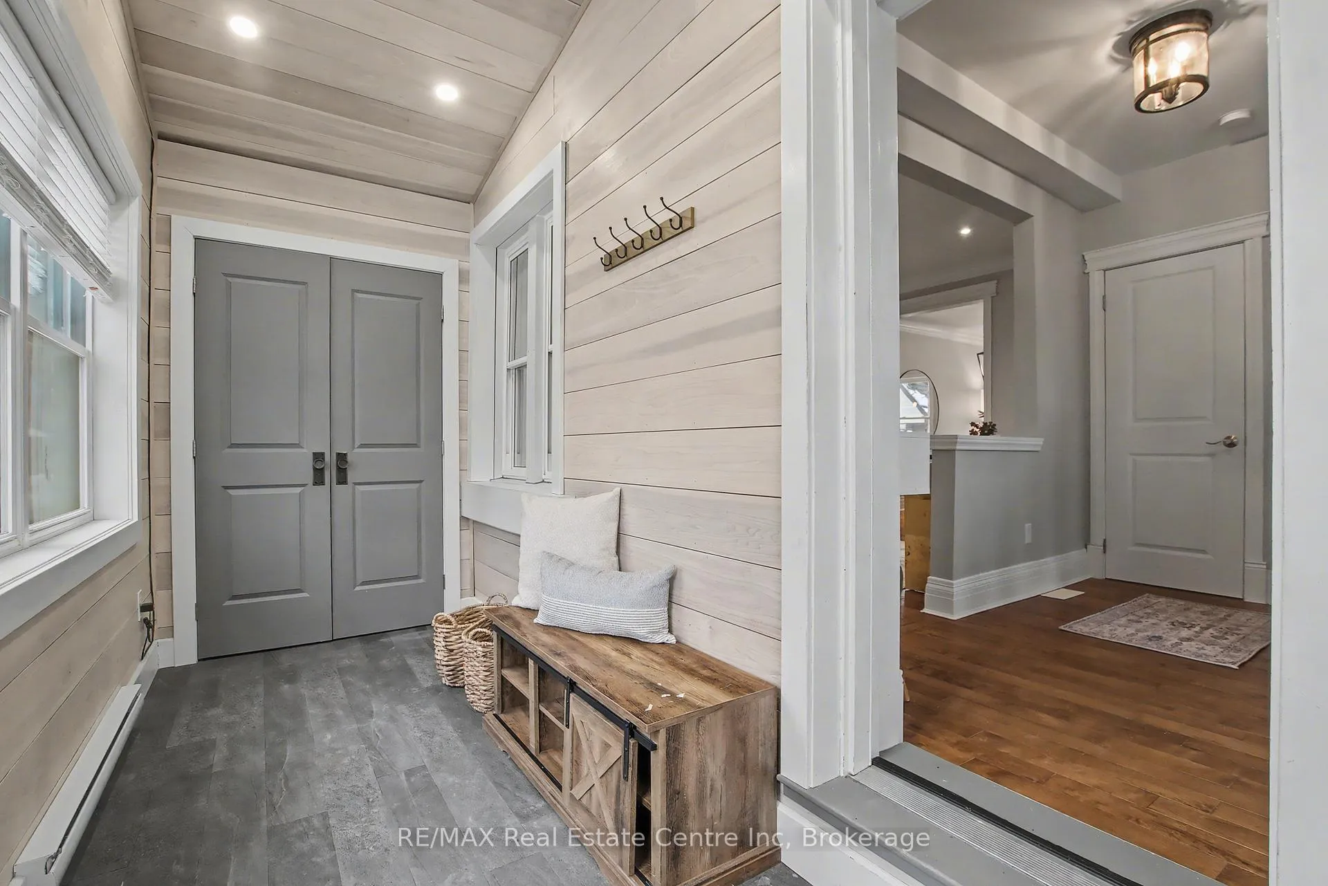 Photo 3 of 15 Stull Avenue, Guelph, Exhibition Park — HOMEH