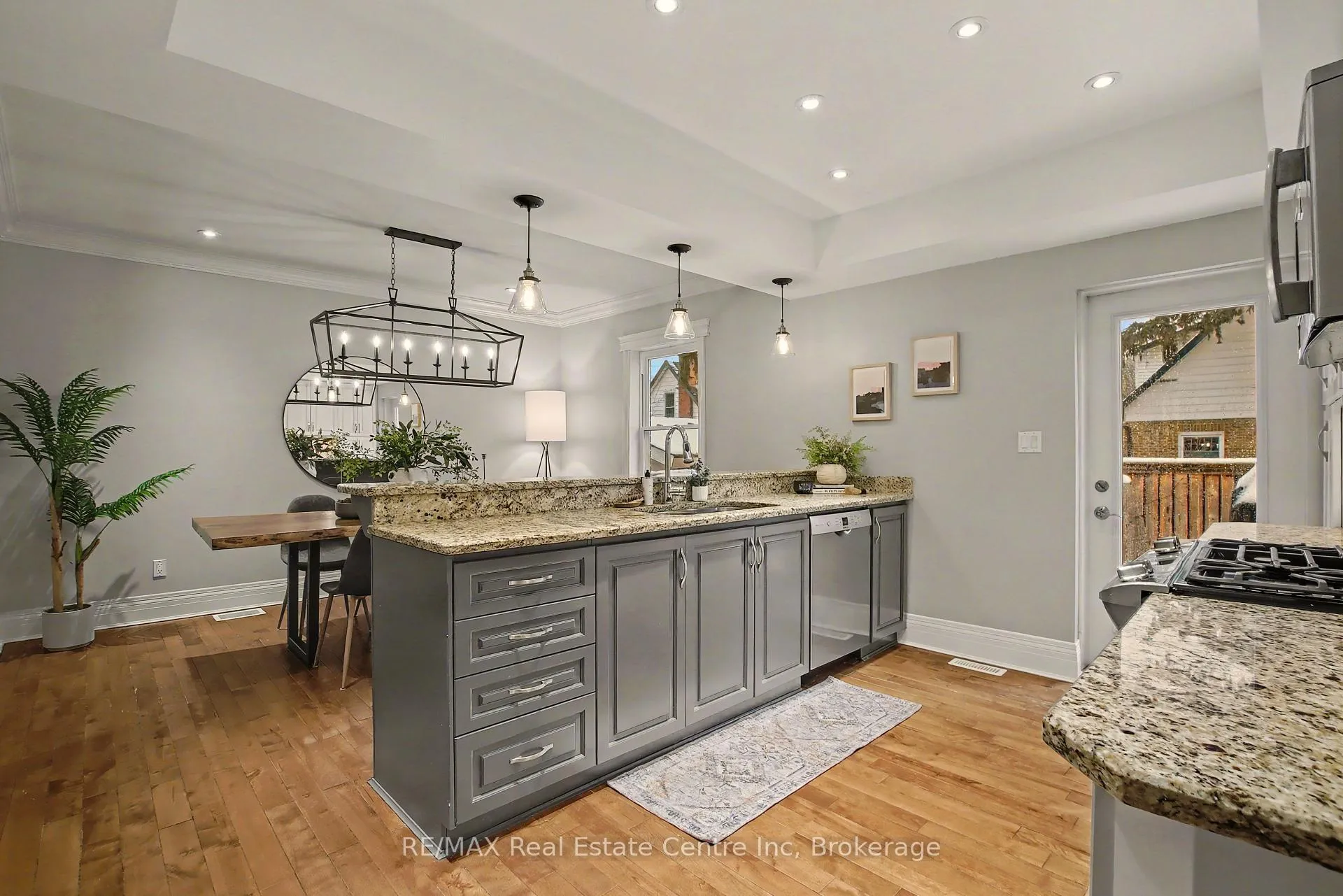 Photo 13 of 15 Stull Avenue, Guelph, Exhibition Park — HOMEH
