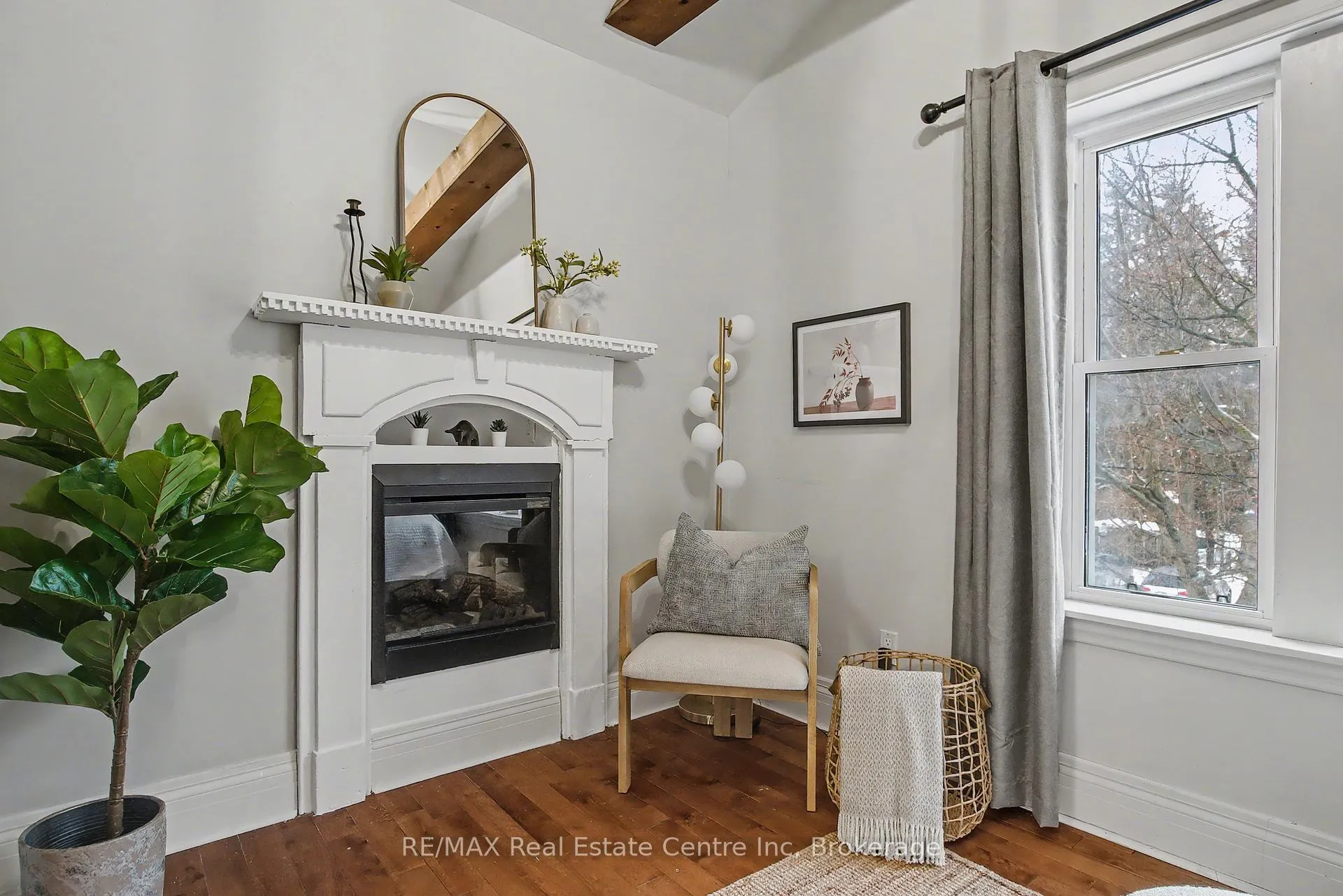 Photo 16 of 15 Stull Avenue, Guelph, Exhibition Park — HOMEH