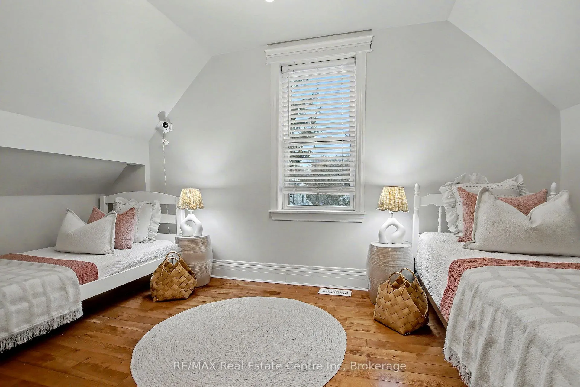 Photo 18 of 15 Stull Avenue, Guelph, Exhibition Park — HOMEH