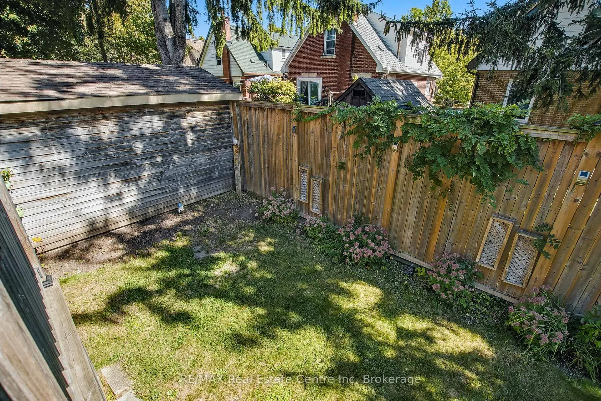 Photo 26 of 15 Stull Avenue, Guelph, Exhibition Park — HOMEH
