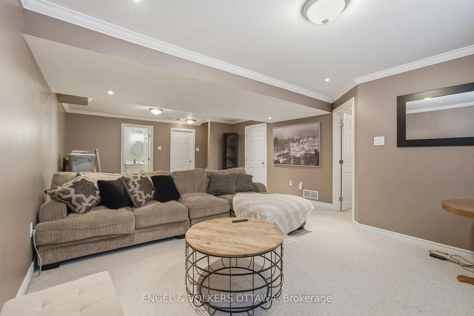 Photo 24 of 398 Abbeydale Circle, Ottawa, Kanata - Morgan's Grant/South March — HOMEH