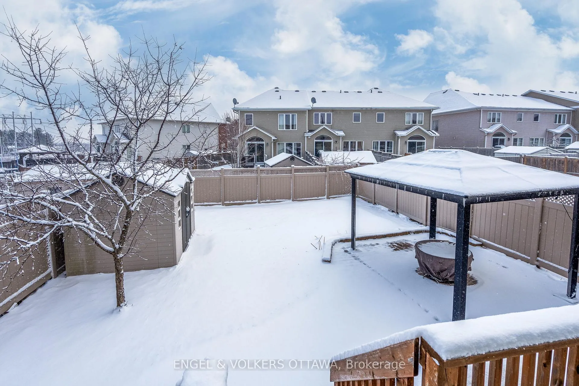 Photo 29 of 398 Abbeydale Circle, Ottawa, Kanata - Morgan's Grant/South March — HOMEH
