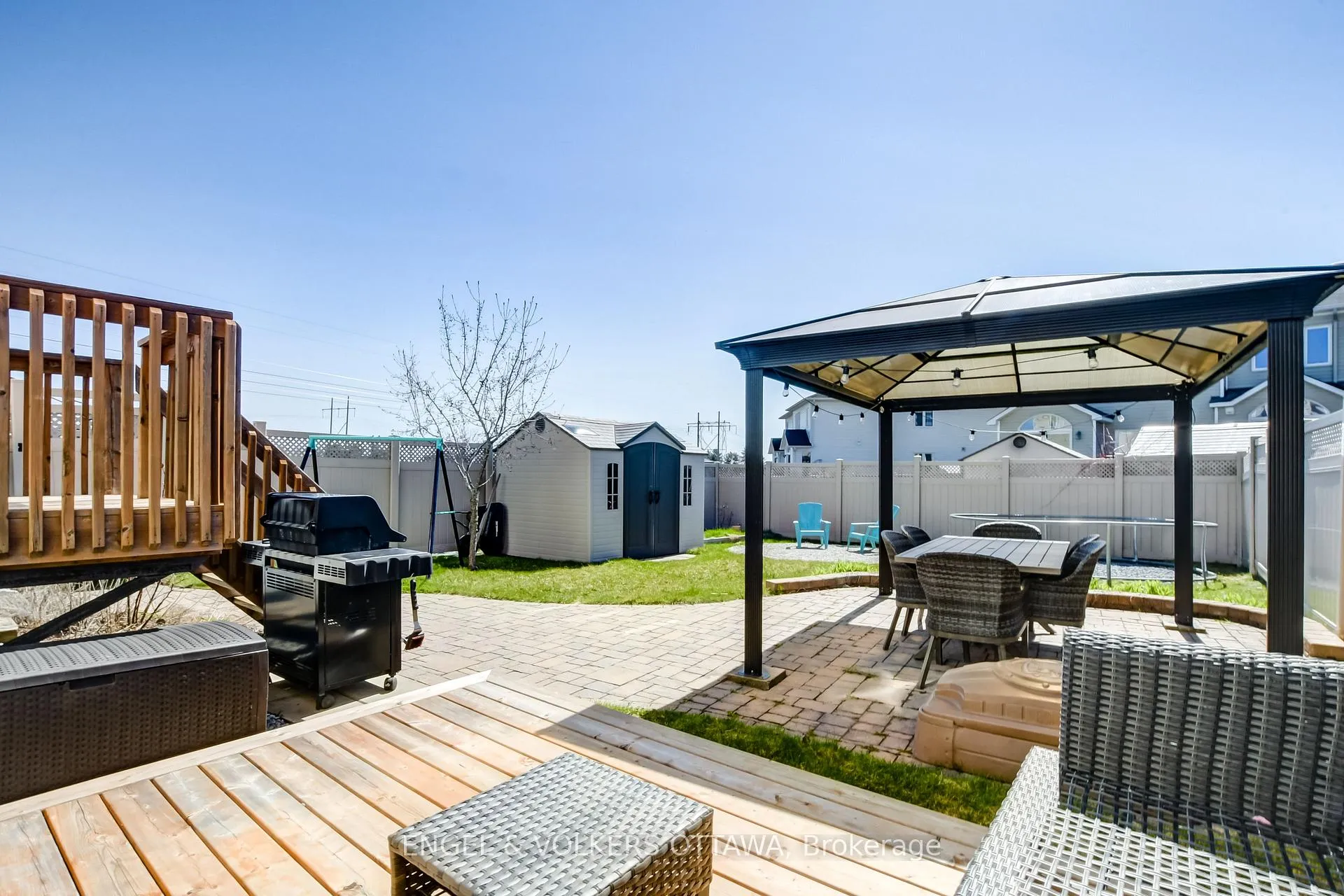 Photo 31 of 398 Abbeydale Circle, Ottawa, Kanata - Morgan's Grant/South March — HOMEH
