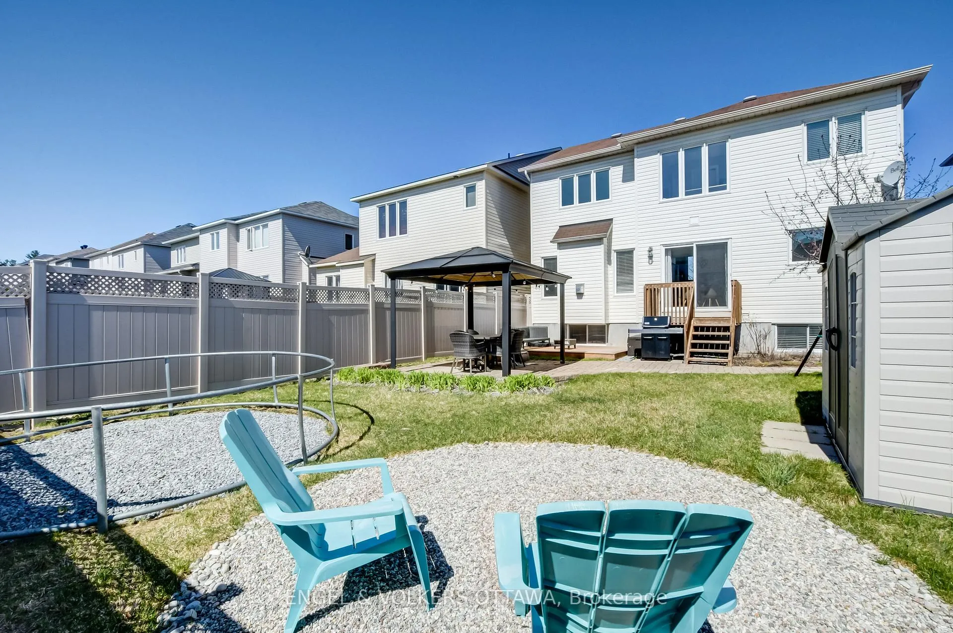 Photo 33 of 398 Abbeydale Circle, Ottawa, Kanata - Morgan's Grant/South March — HOMEH
