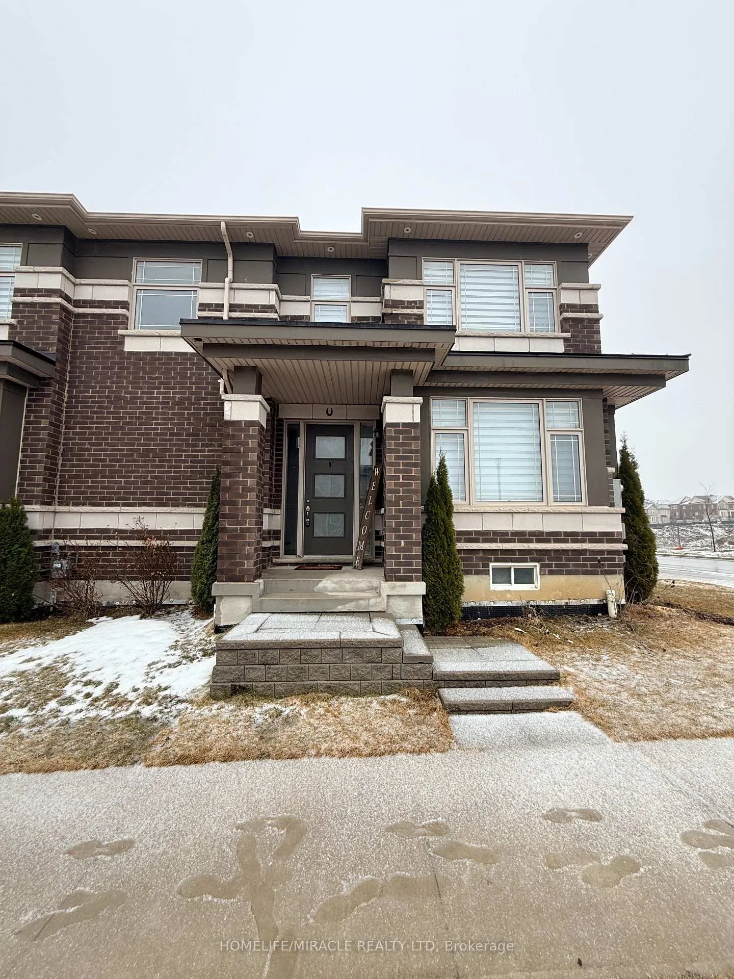 Photo 2 of 2455 Hibiscus Drive, Pickering, Rural Pickering — HOMEH