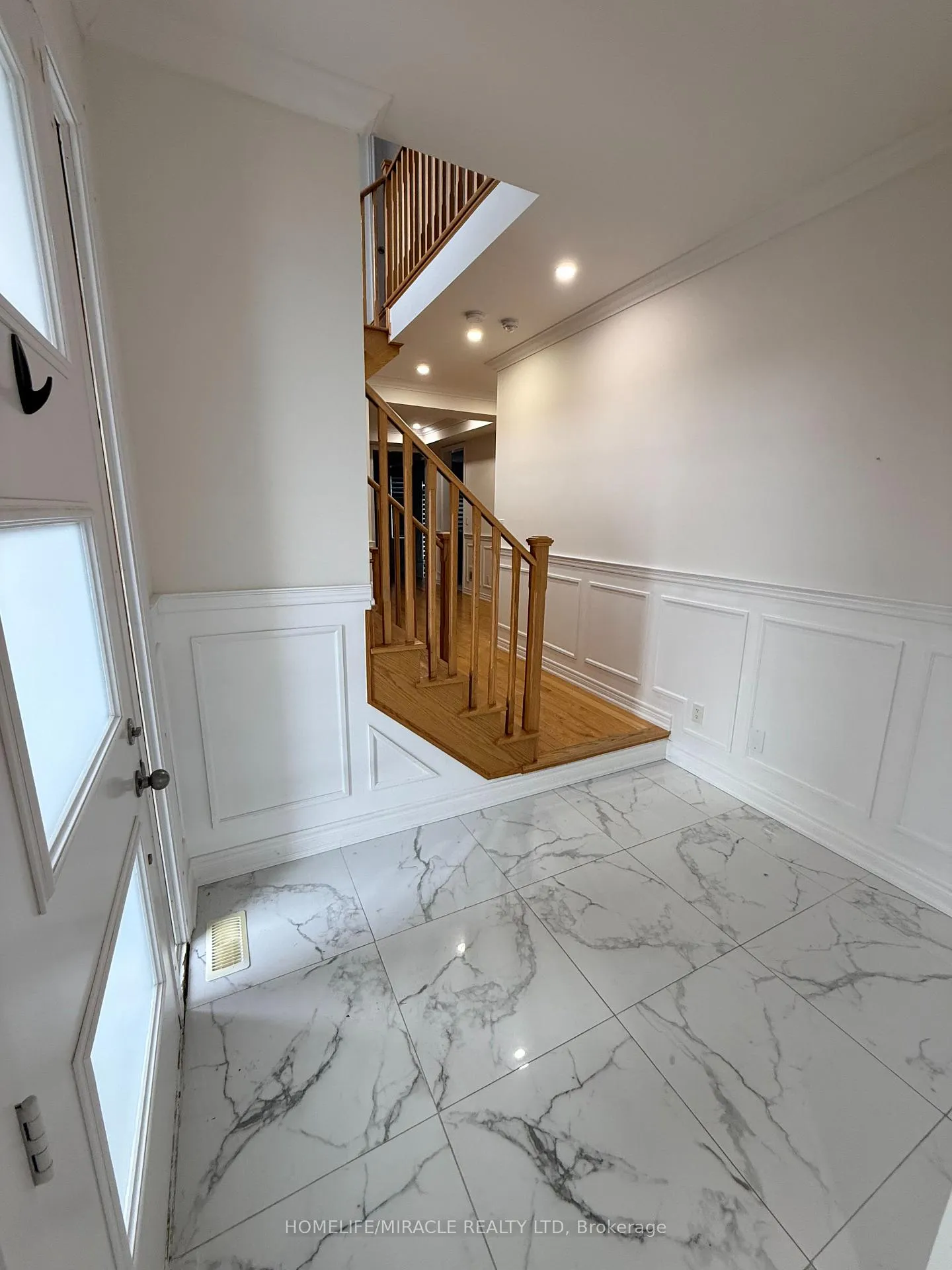 Photo 7 of 2455 Hibiscus Drive, Pickering, Rural Pickering — HOMEH