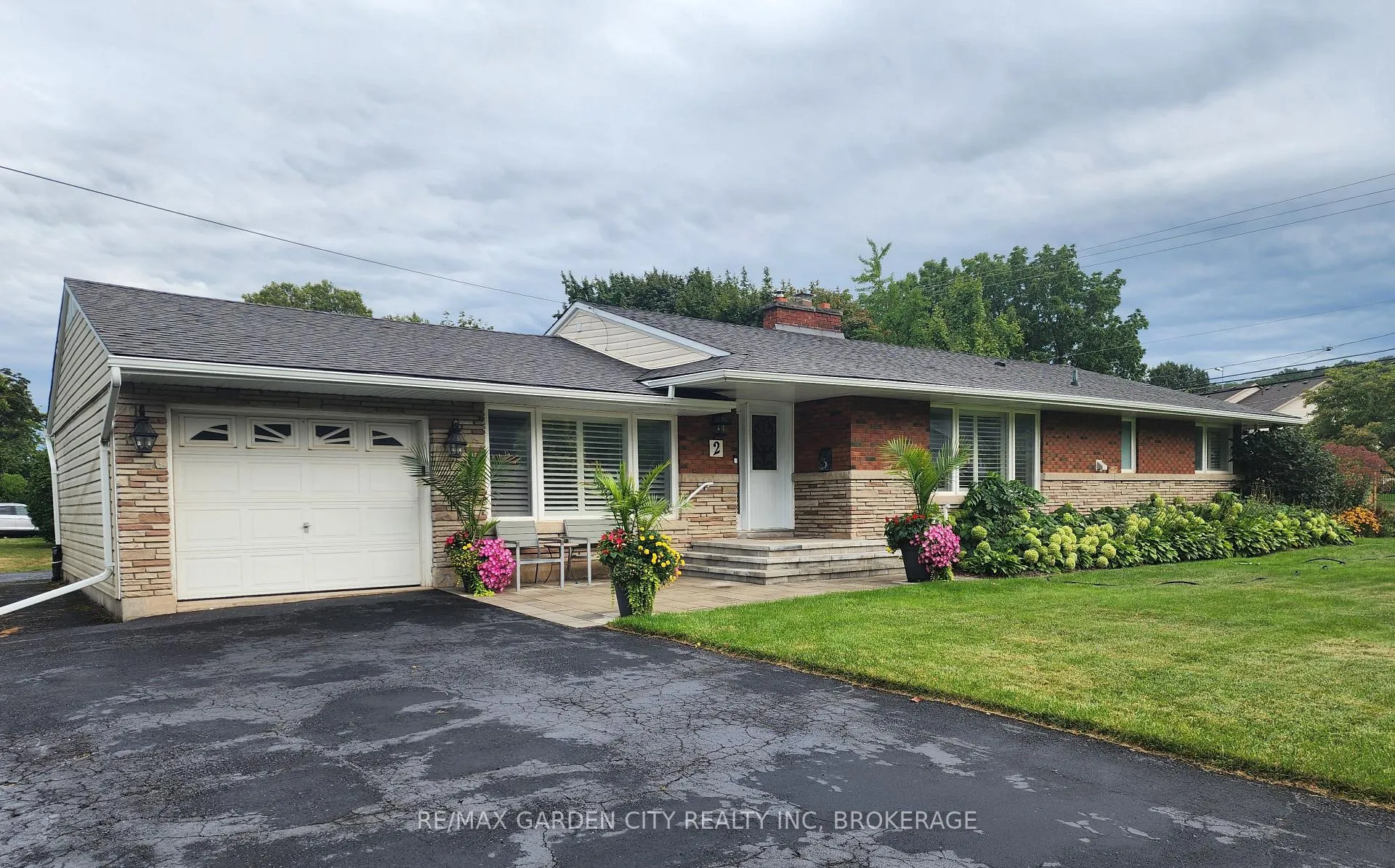 Photo 1 of 2 Lynnwood Avenue, Grimsby, Grimsby East — HOMEH