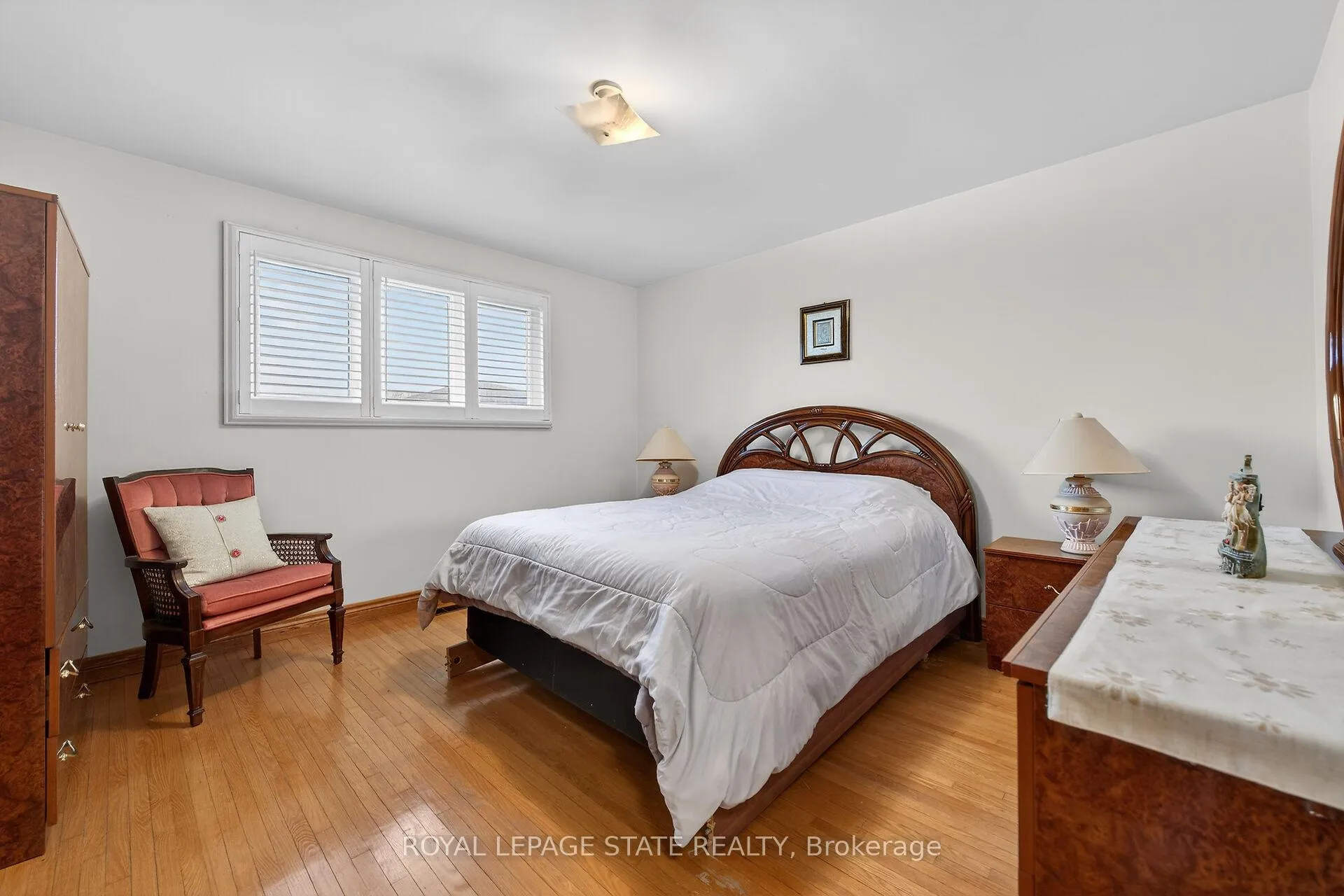 Photo 26 of 15 Fairington Crescent, Hamilton, Kentley — HOMEH
