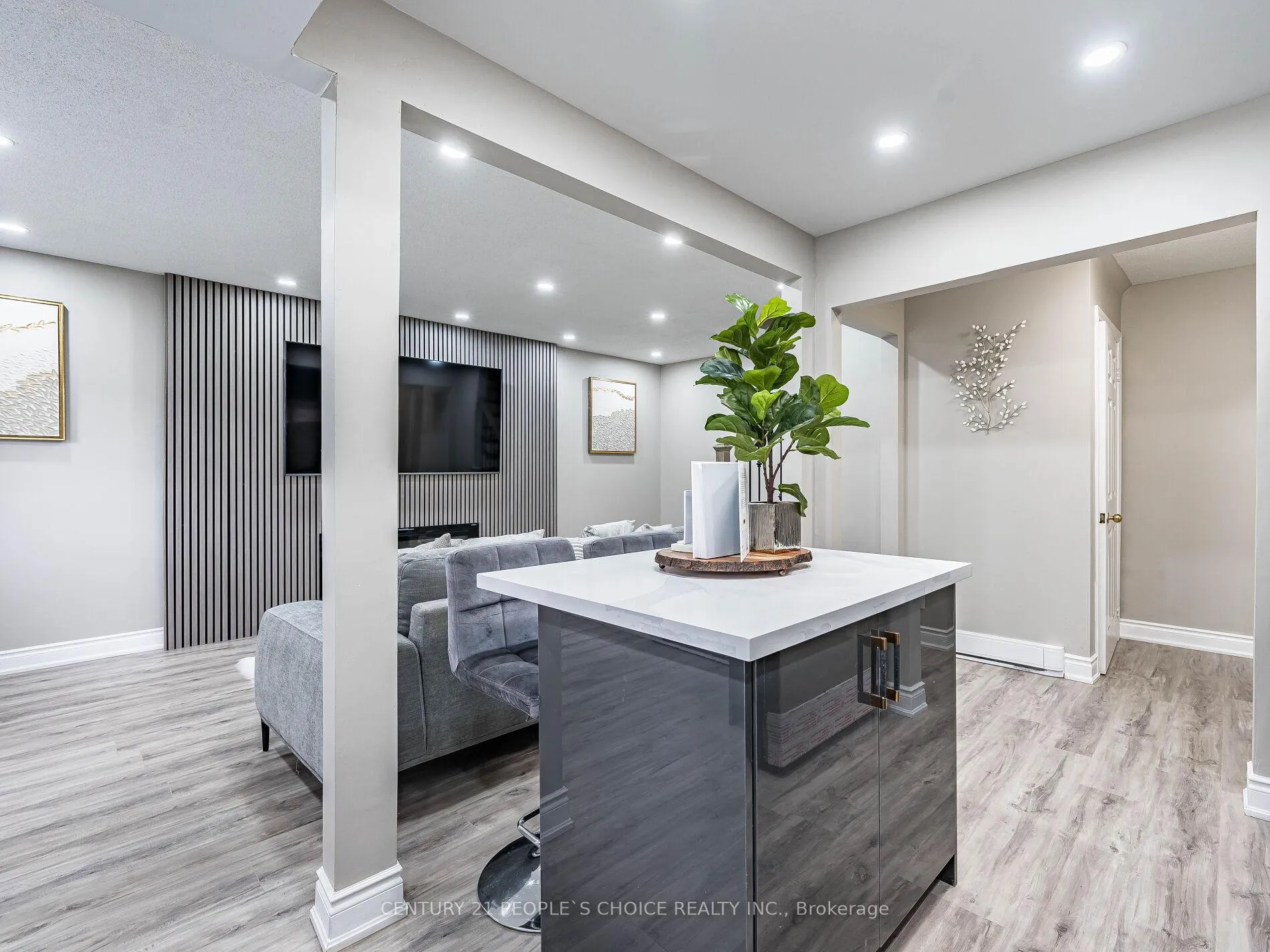Photo 3 of Unit 25, 506 Normandy Street, Oshawa, Central — HOMEH