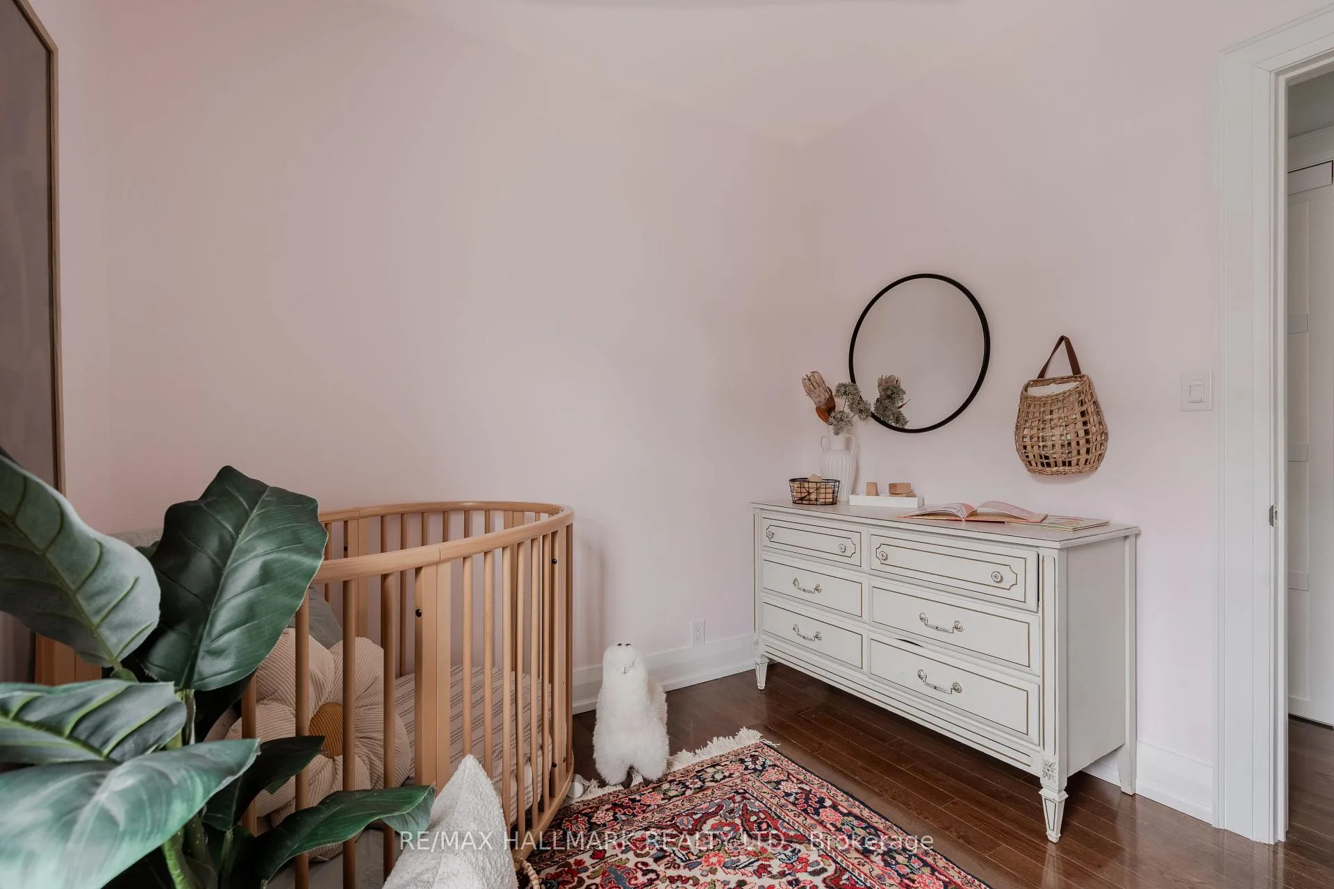Photo 29 of 27 Maughan Crescent, Toronto, Woodbine Corridor — HOMEH