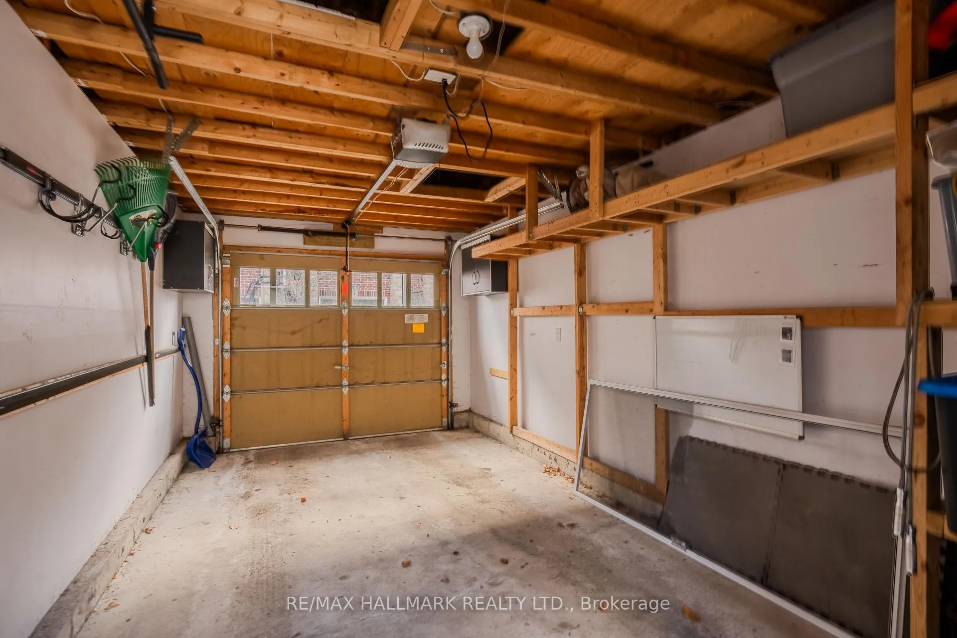 Photo 46 of 27 Maughan Crescent, Toronto, Woodbine Corridor — HOMEH