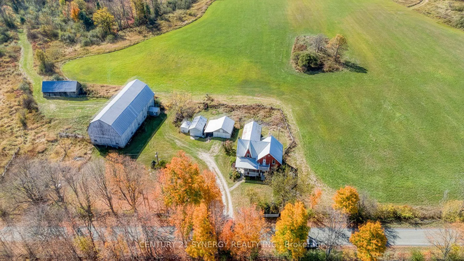 Photo 2 of 713 Rutherford Side Road, Tay Valley, Bathurst/Burgess & Sherbrooke (Bathurst) Twp — HOMEH