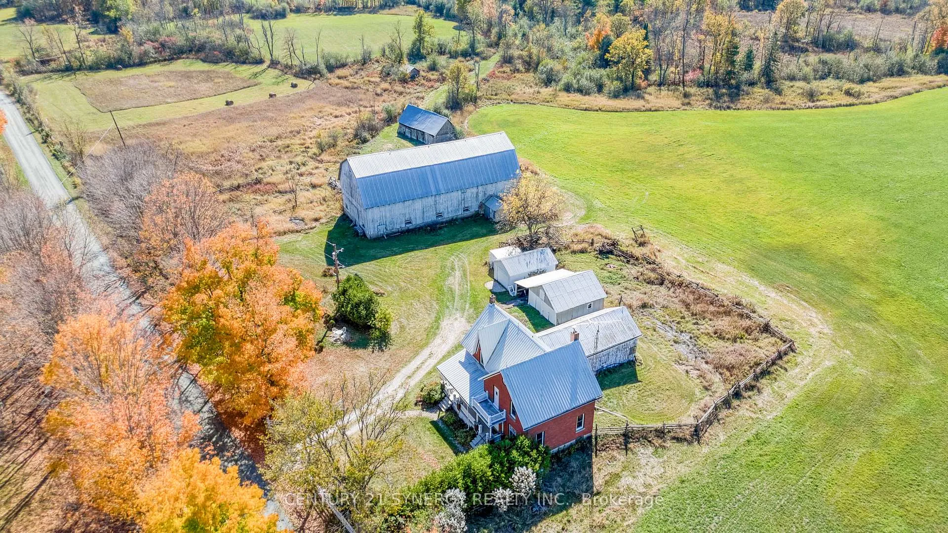 Photo 6 of 713 Rutherford Side Road, Tay Valley, Bathurst/Burgess & Sherbrooke (Bathurst) Twp — HOMEH