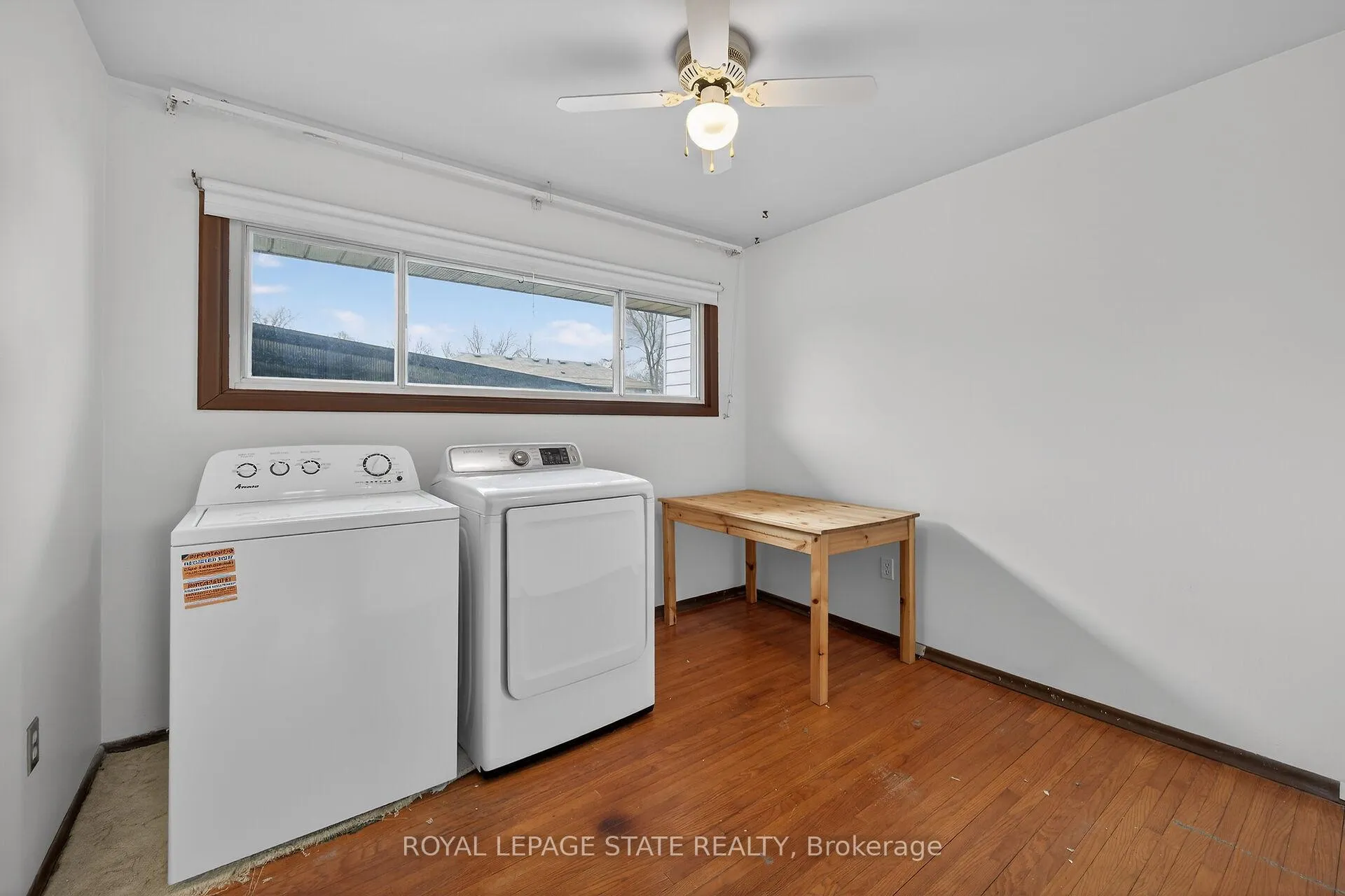 Photo 22 of 19 Burfield Avenue, Hamilton, Huntington — HOMEH