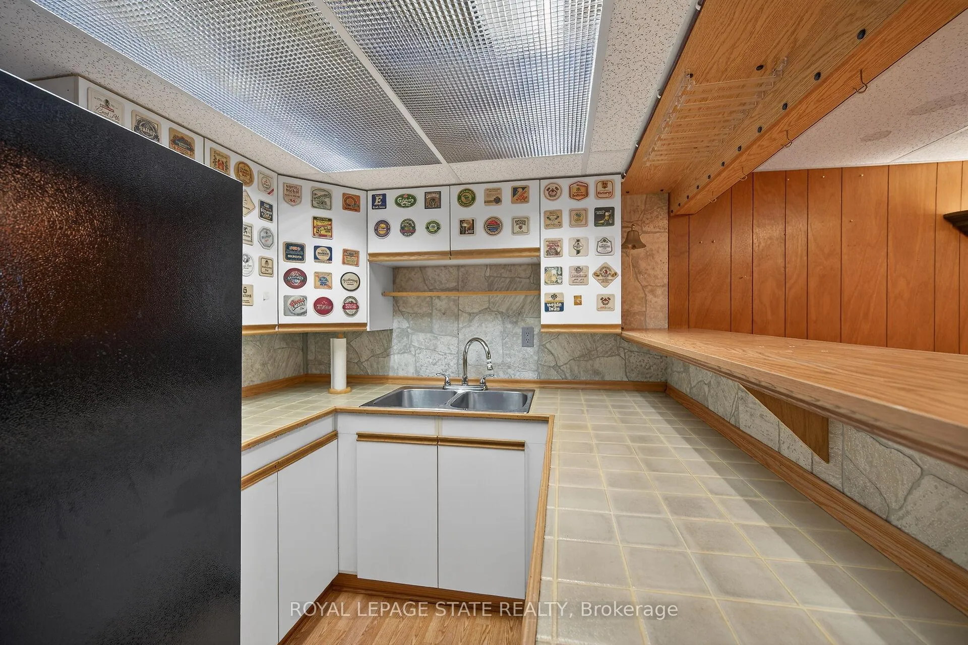 Photo 35 of 19 Burfield Avenue, Hamilton, Huntington — HOMEH