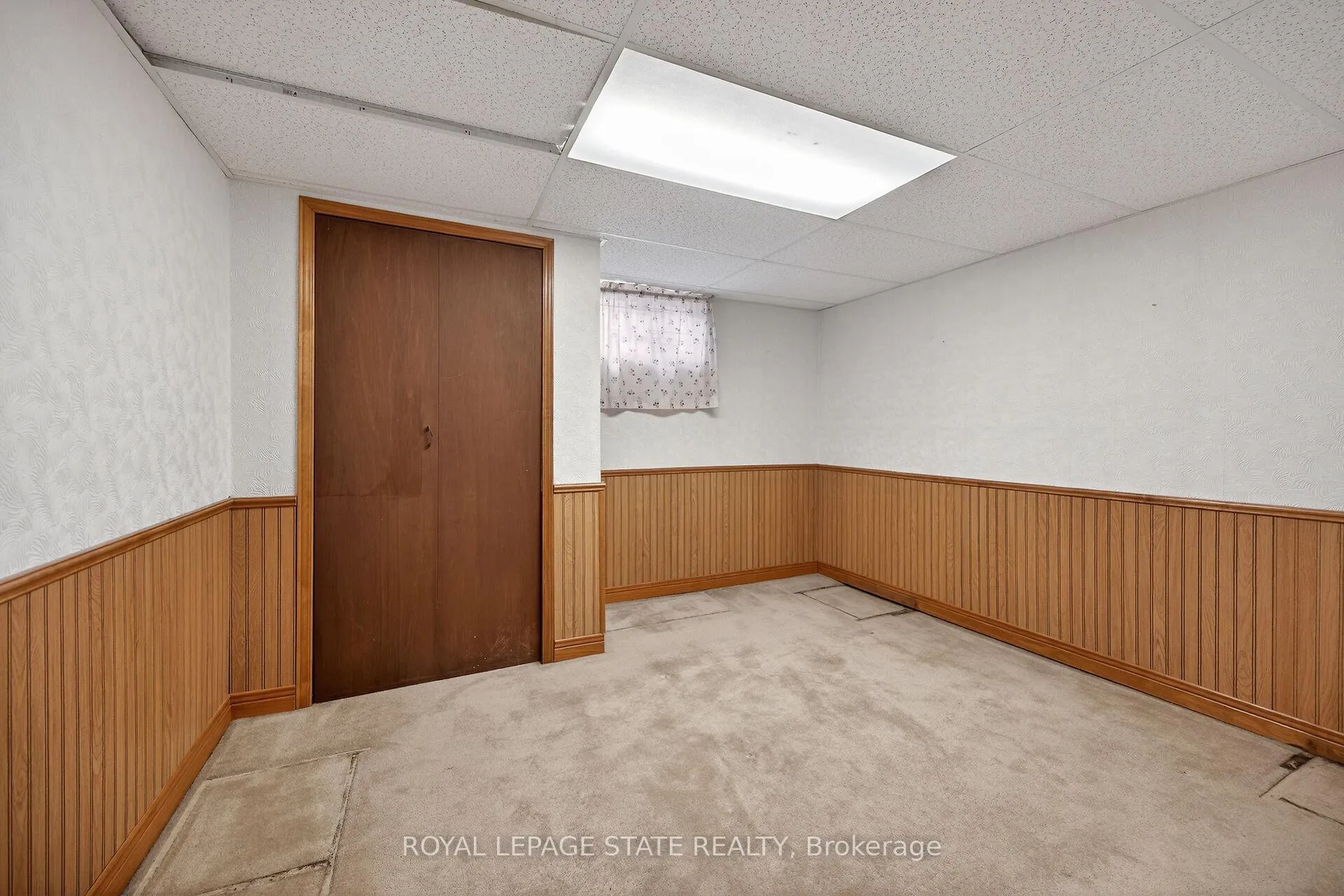 Photo 38 of 19 Burfield Avenue, Hamilton, Huntington — HOMEH