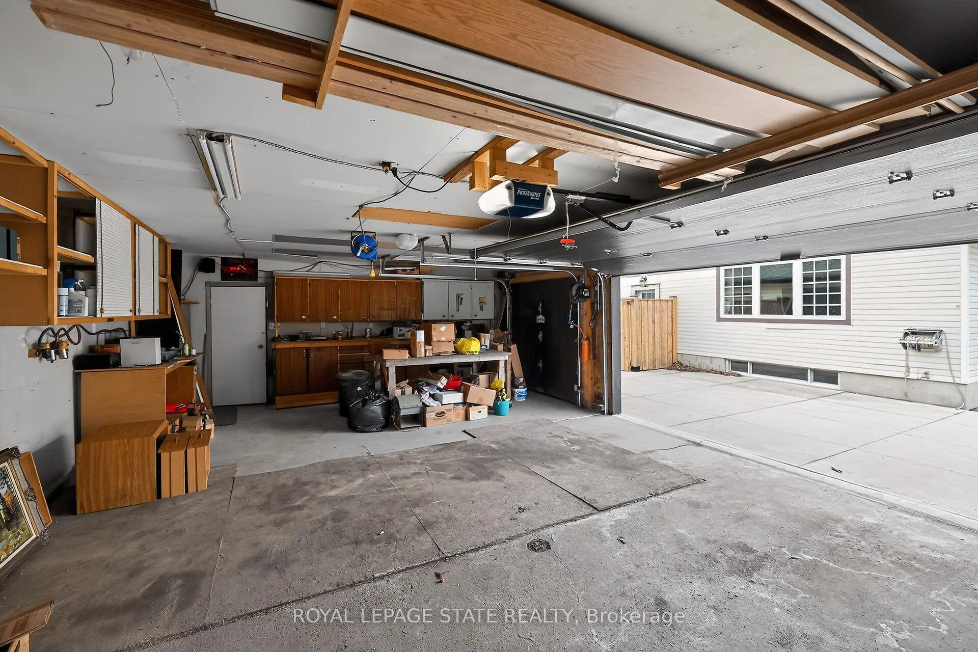Photo 46 of 19 Burfield Avenue, Hamilton, Huntington — HOMEH