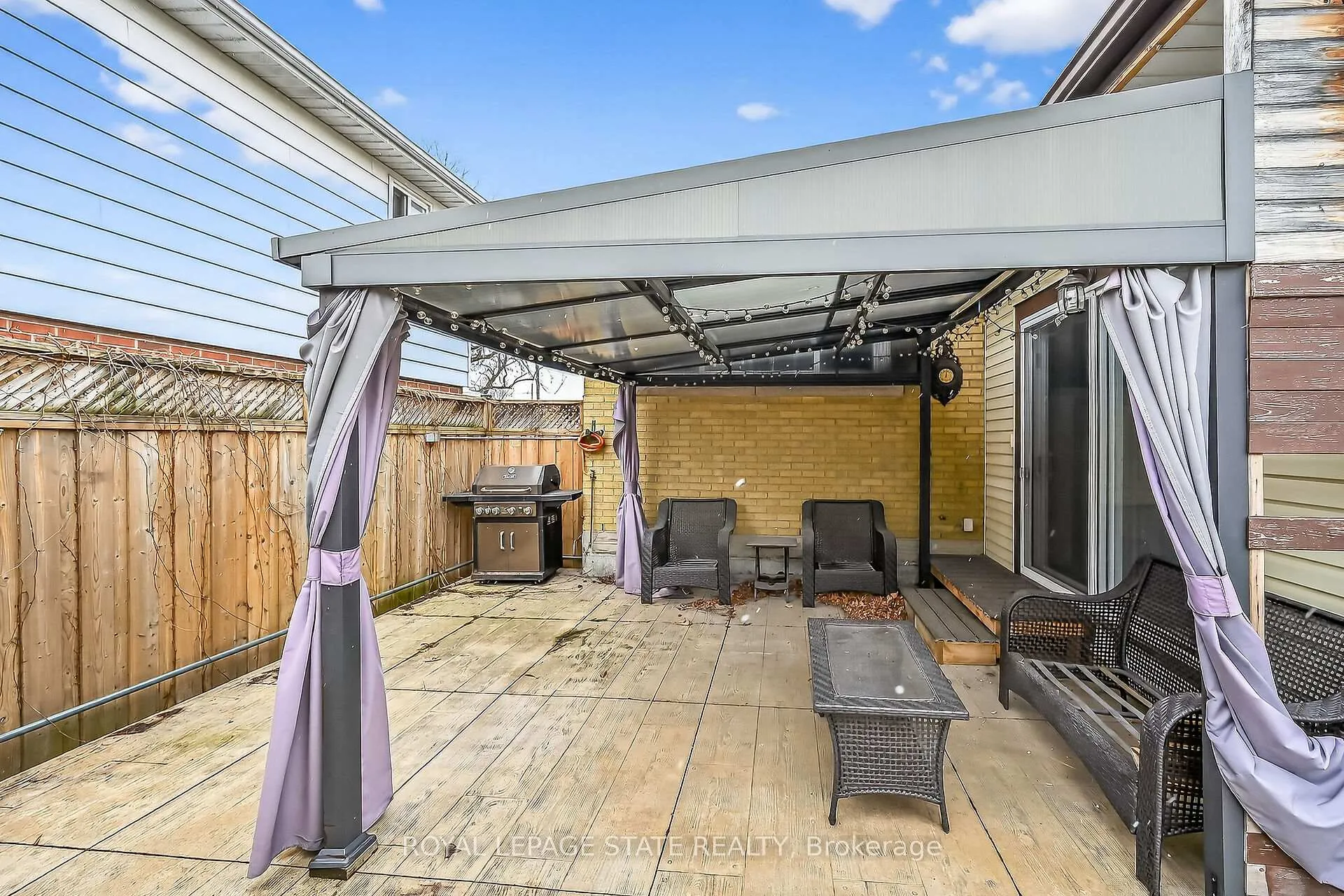 Photo 47 of 19 Burfield Avenue, Hamilton, Huntington — HOMEH