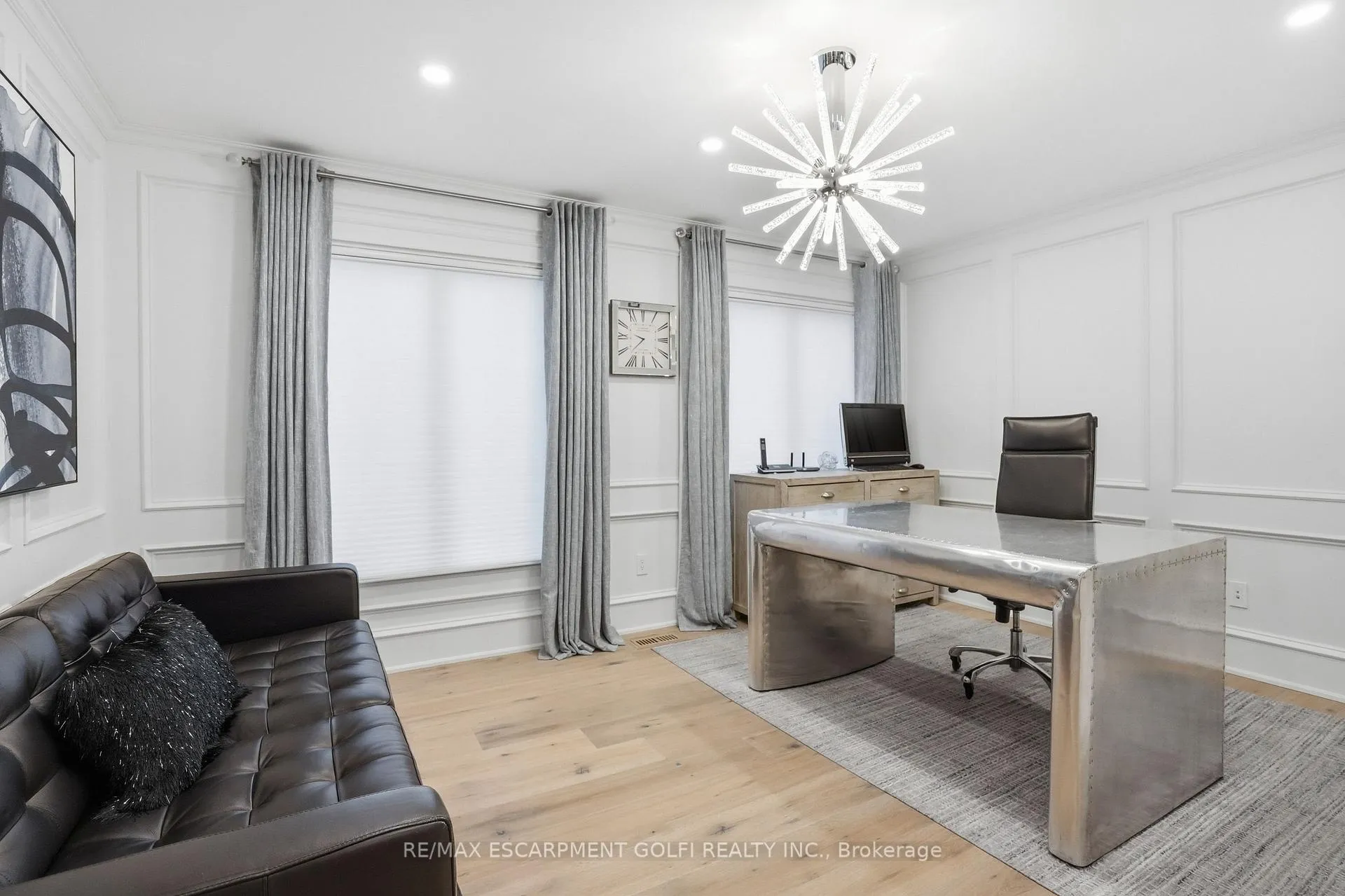 Photo 17 of 132 Chancery Drive, Hamilton, Ancaster — HOMEH