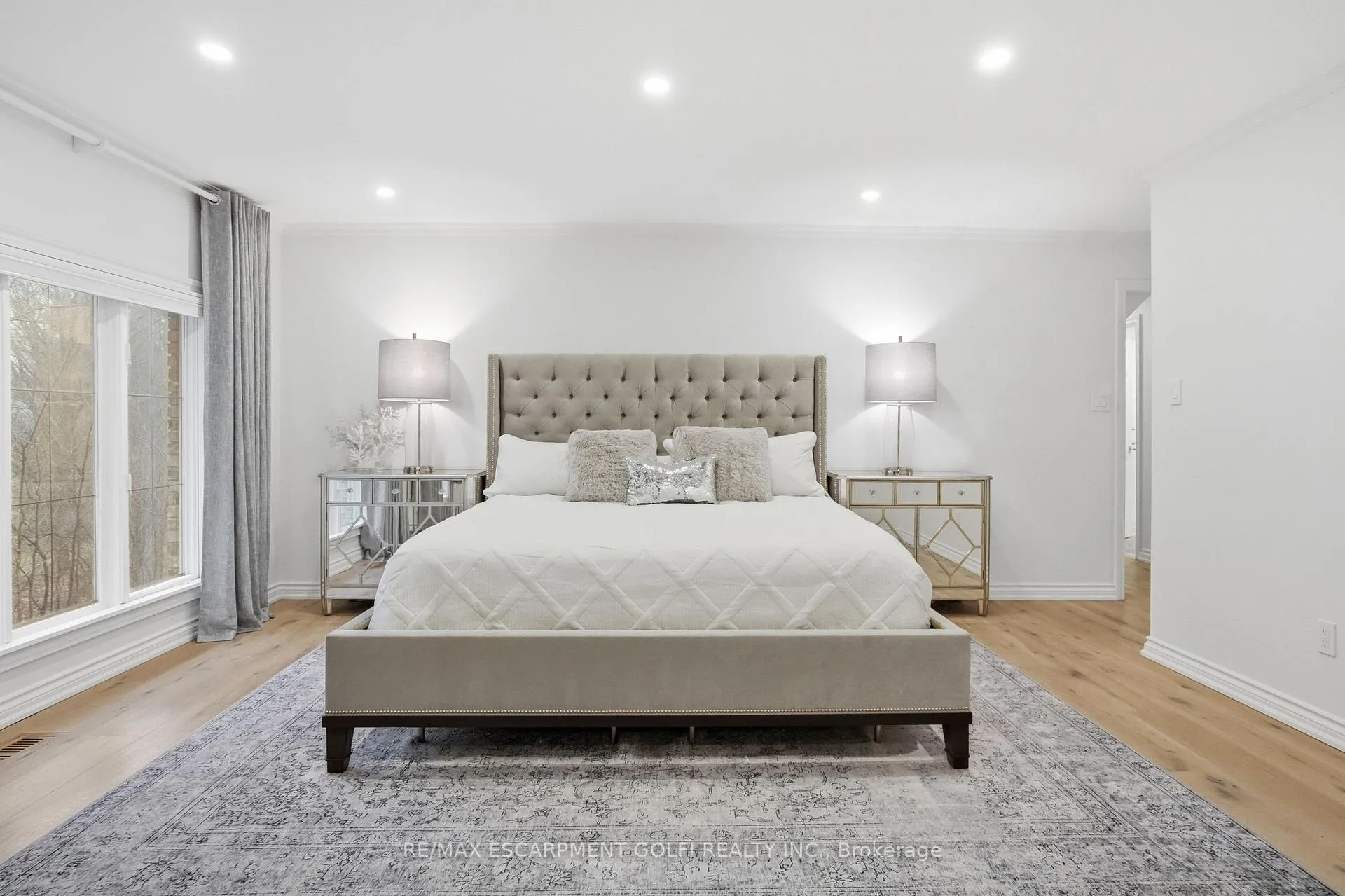 Photo 27 of 132 Chancery Drive, Hamilton, Ancaster — HOMEH