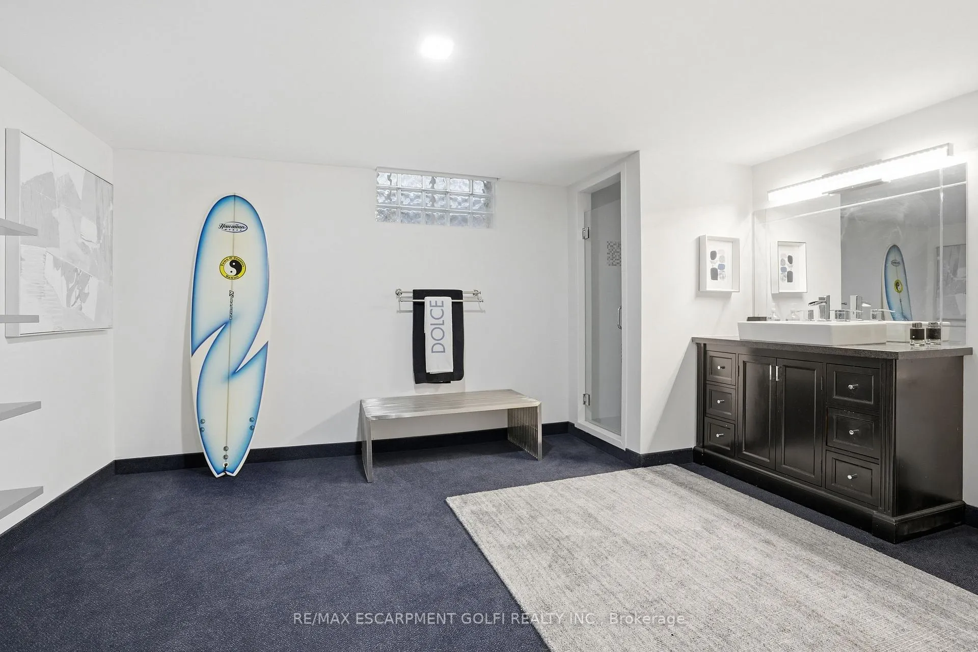 Photo 42 of 132 Chancery Drive, Hamilton, Ancaster — HOMEH