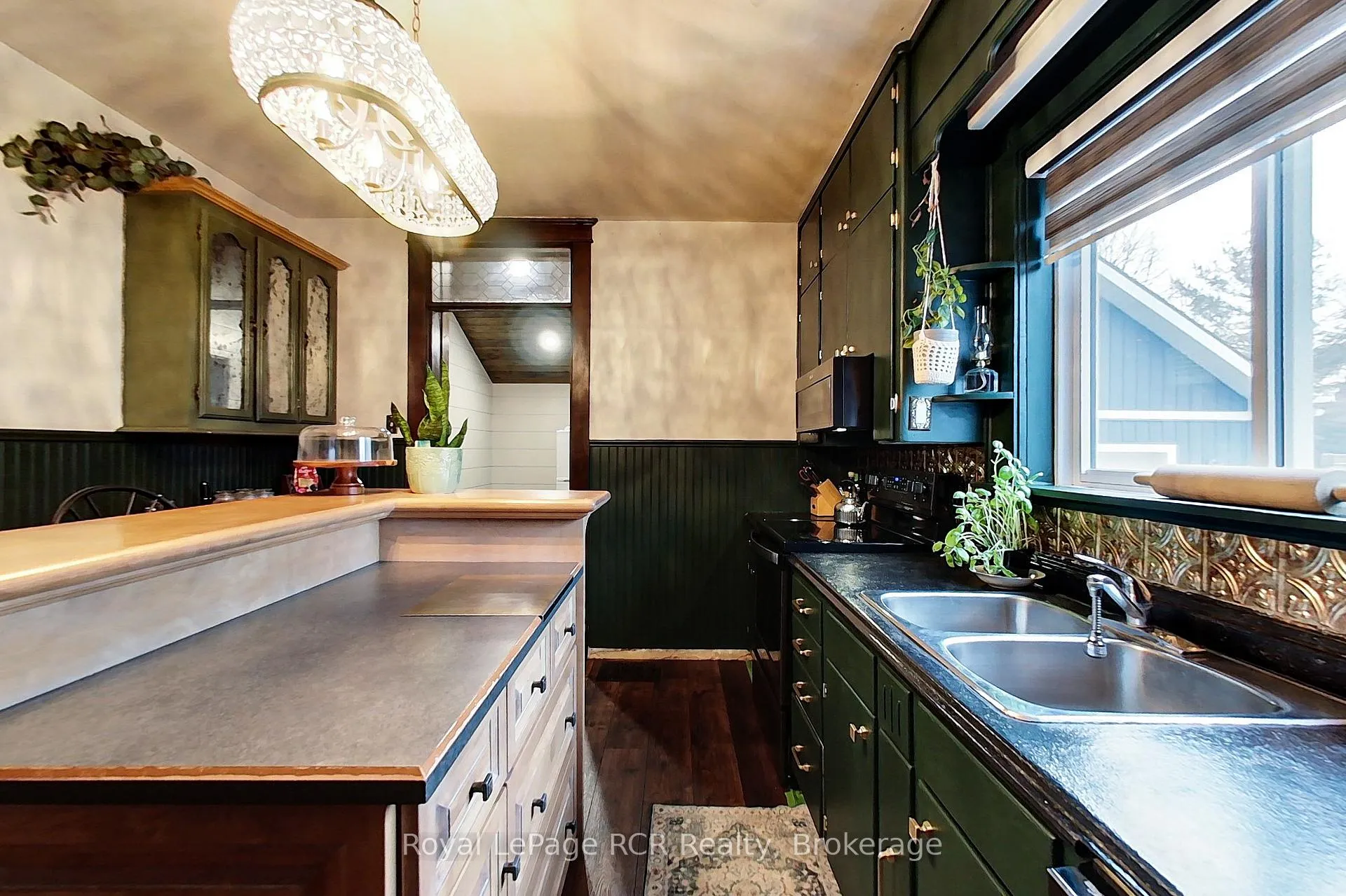 Photo 10 of 270 13th Street, Hanover — HOMEH