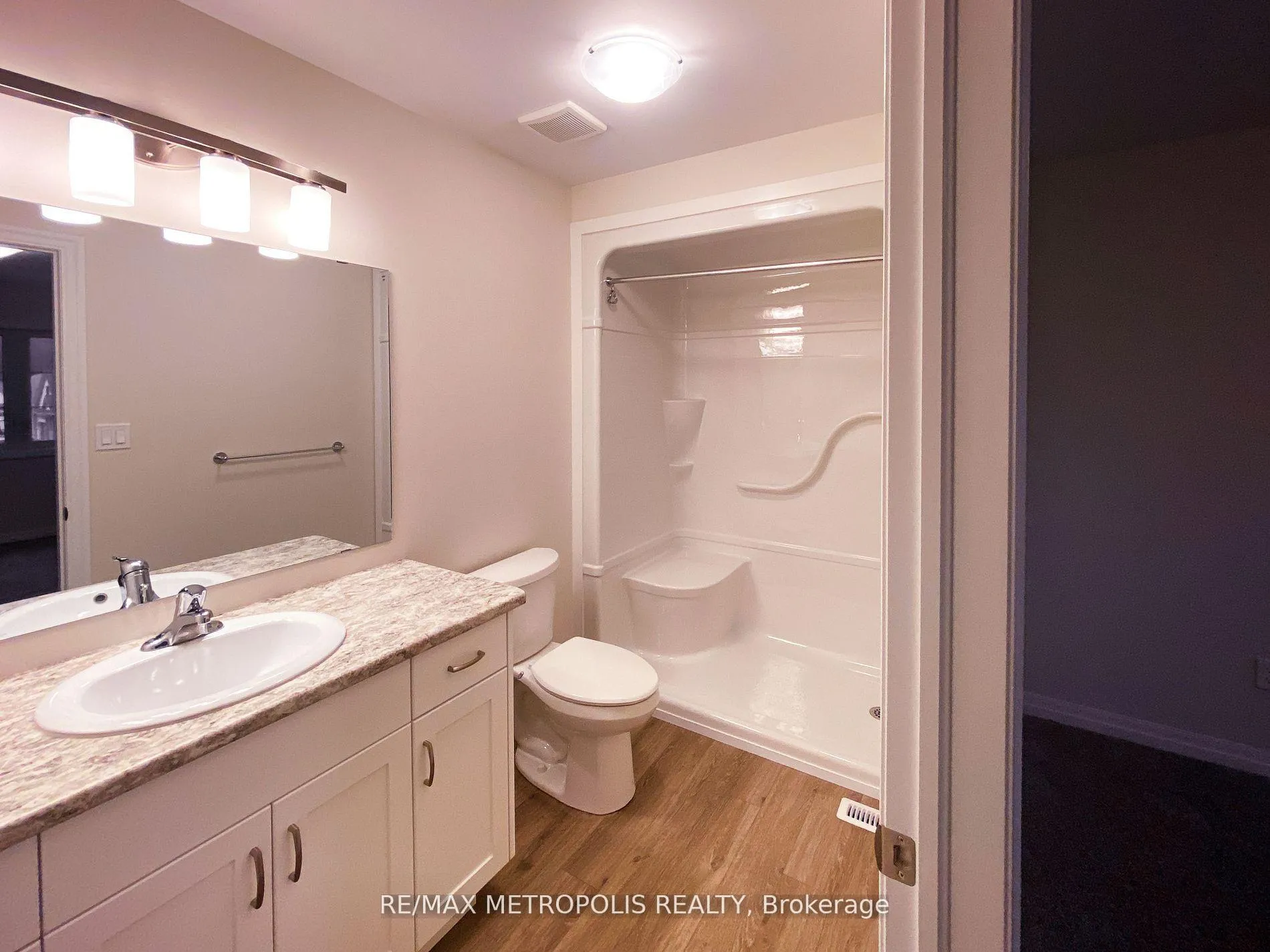 Photo 9 of 96 Cortland Terrace, St. Thomas — HOMEH