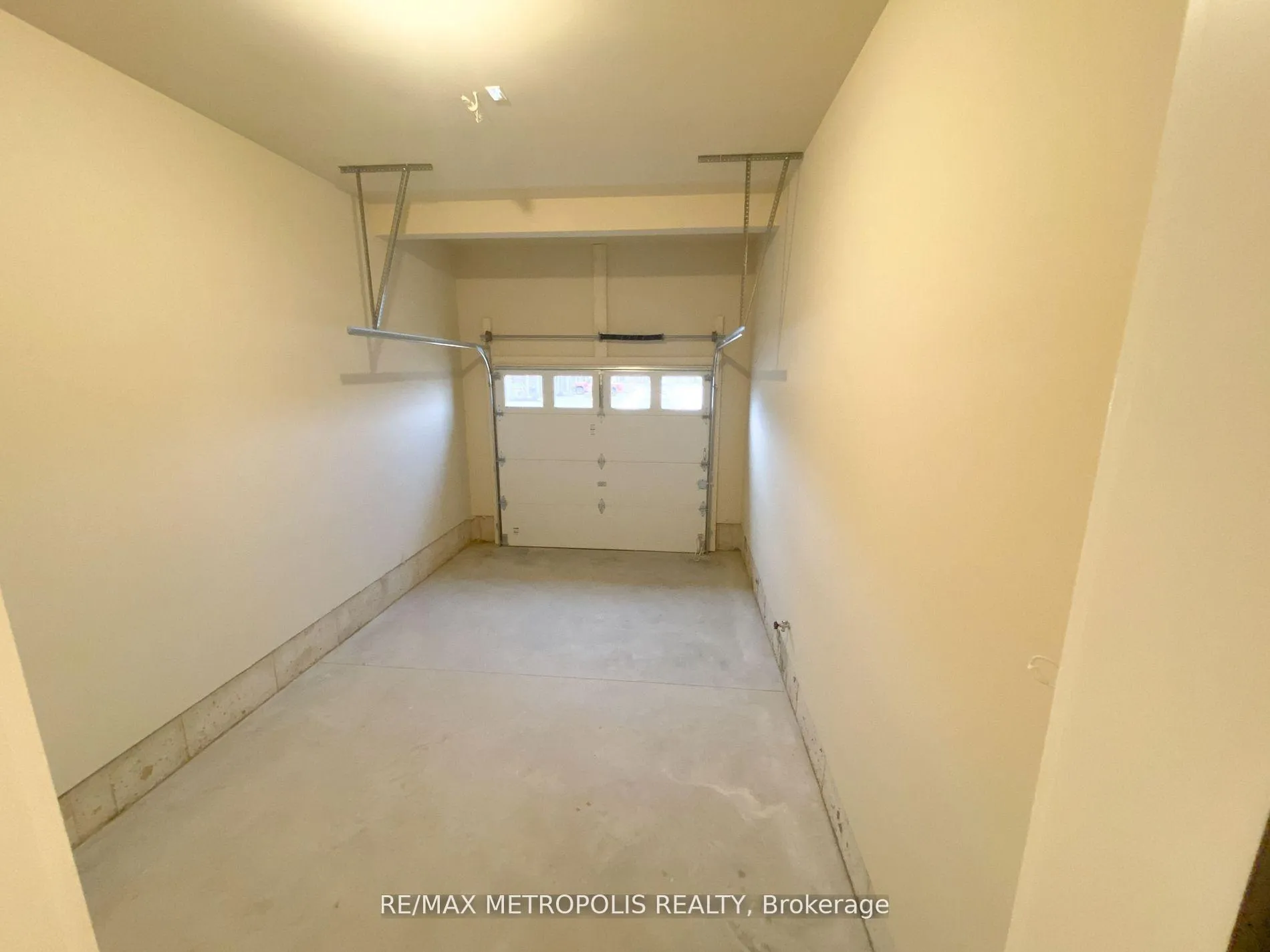 Photo 18 of 96 Cortland Terrace, St. Thomas — HOMEH