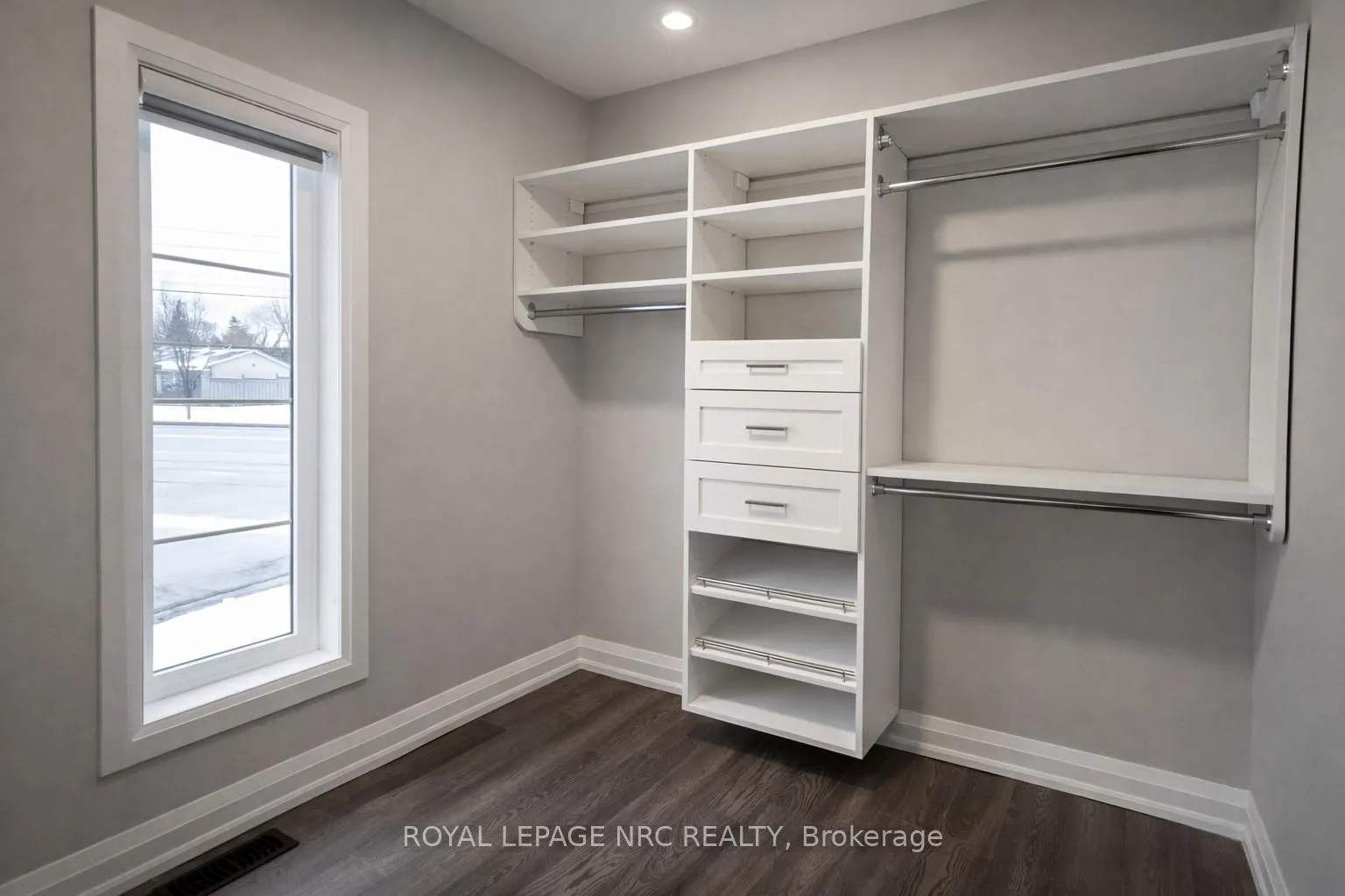 Photo 9 of Unit 14, 4 Evergreen Common, St. Catharines, Vine/Linwell — HOMEH
