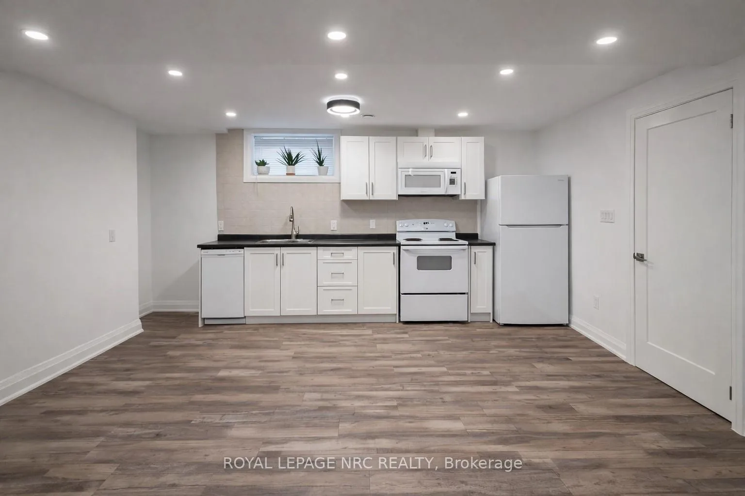 Photo 14 of Unit 14, 4 Evergreen Common, St. Catharines, Vine/Linwell — HOMEH