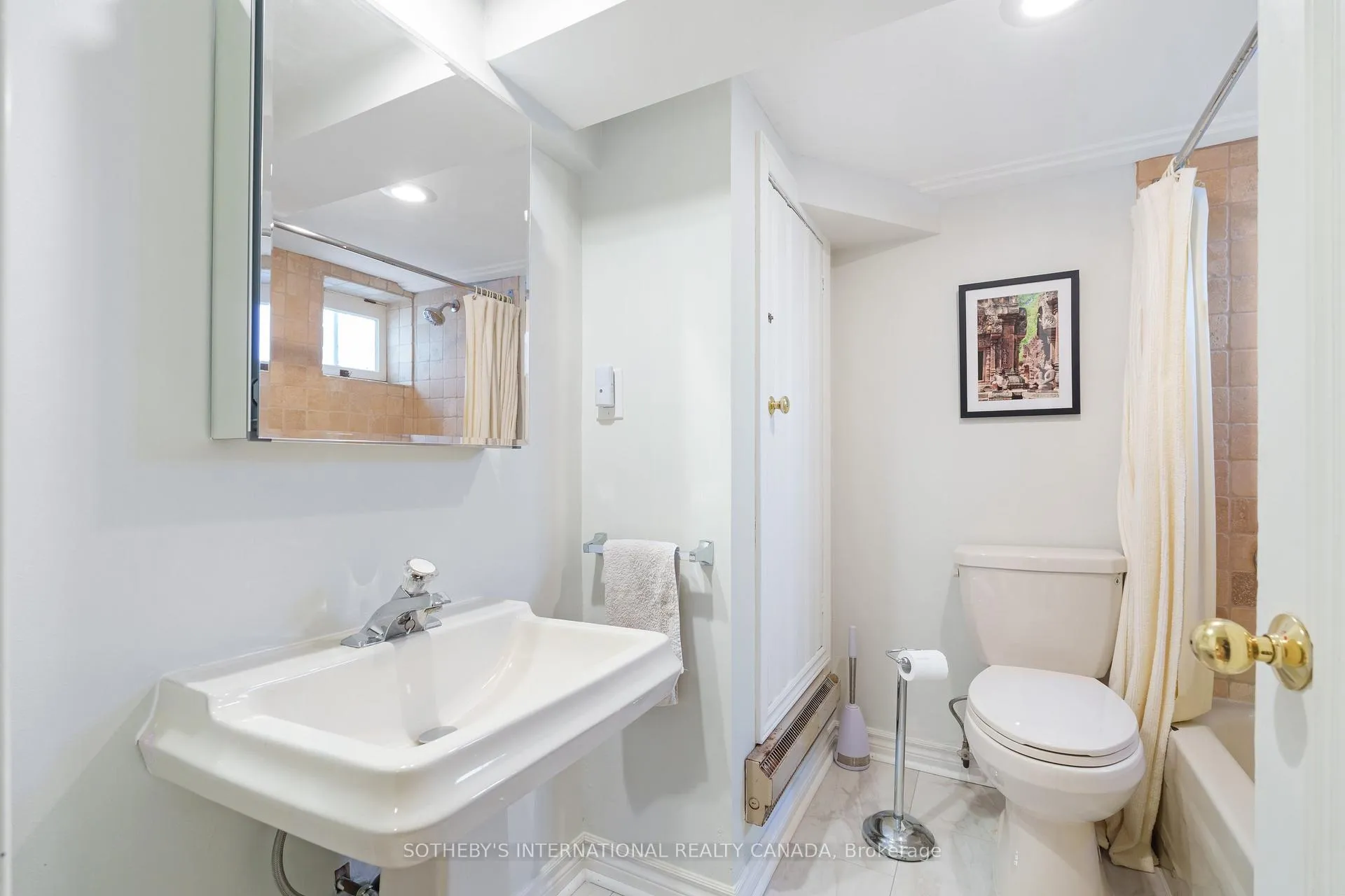 Photo 20 of 155 Dinnick Crescent, Toronto, Lawrence Park South — HOMEH
