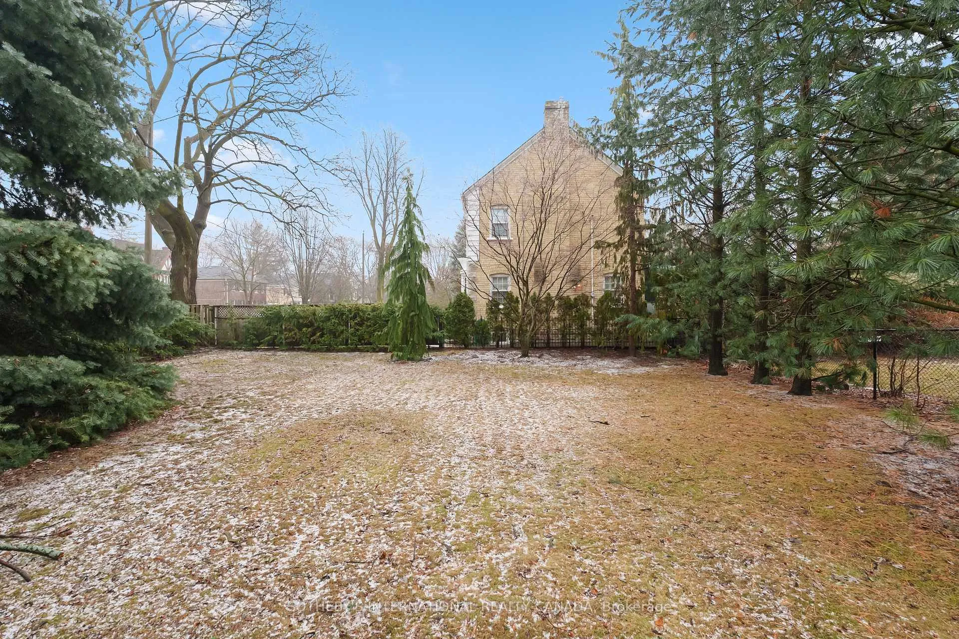 Photo 21 of 155 Dinnick Crescent, Toronto, Lawrence Park South — HOMEH