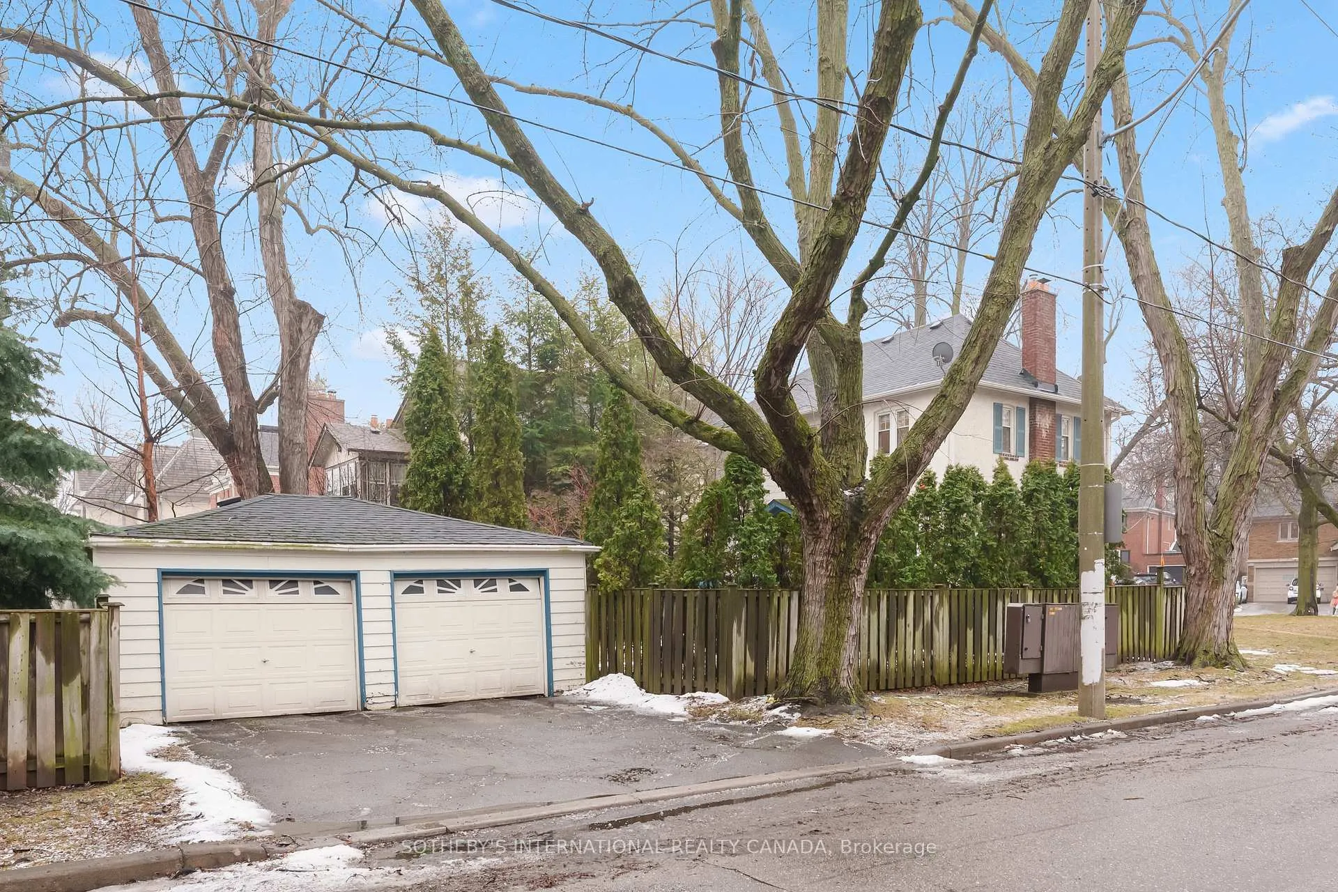 Photo 24 of 155 Dinnick Crescent, Toronto, Lawrence Park South — HOMEH