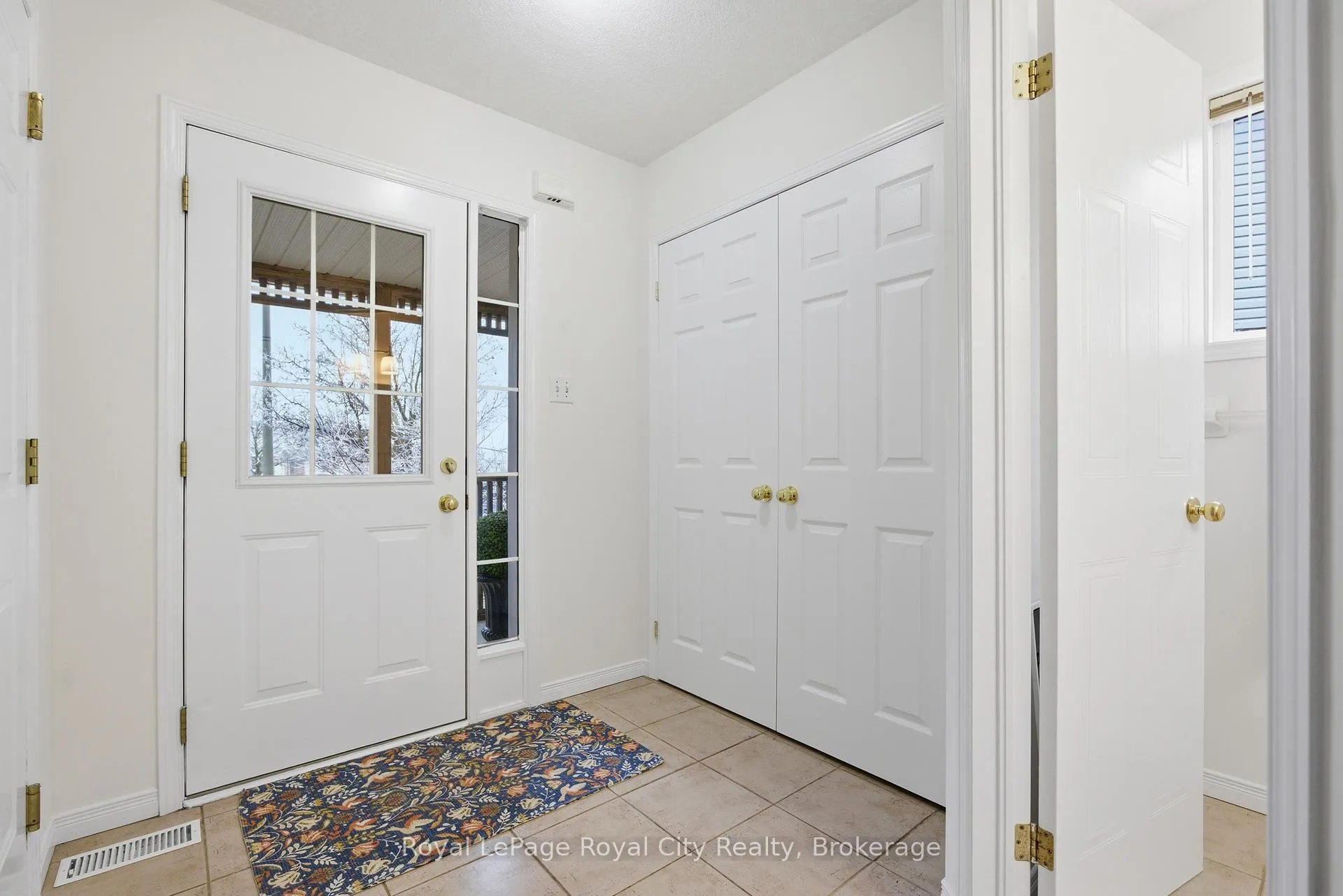 Photo 4 of 84 Swift Crescent, Guelph, Grange Road — HOMEH