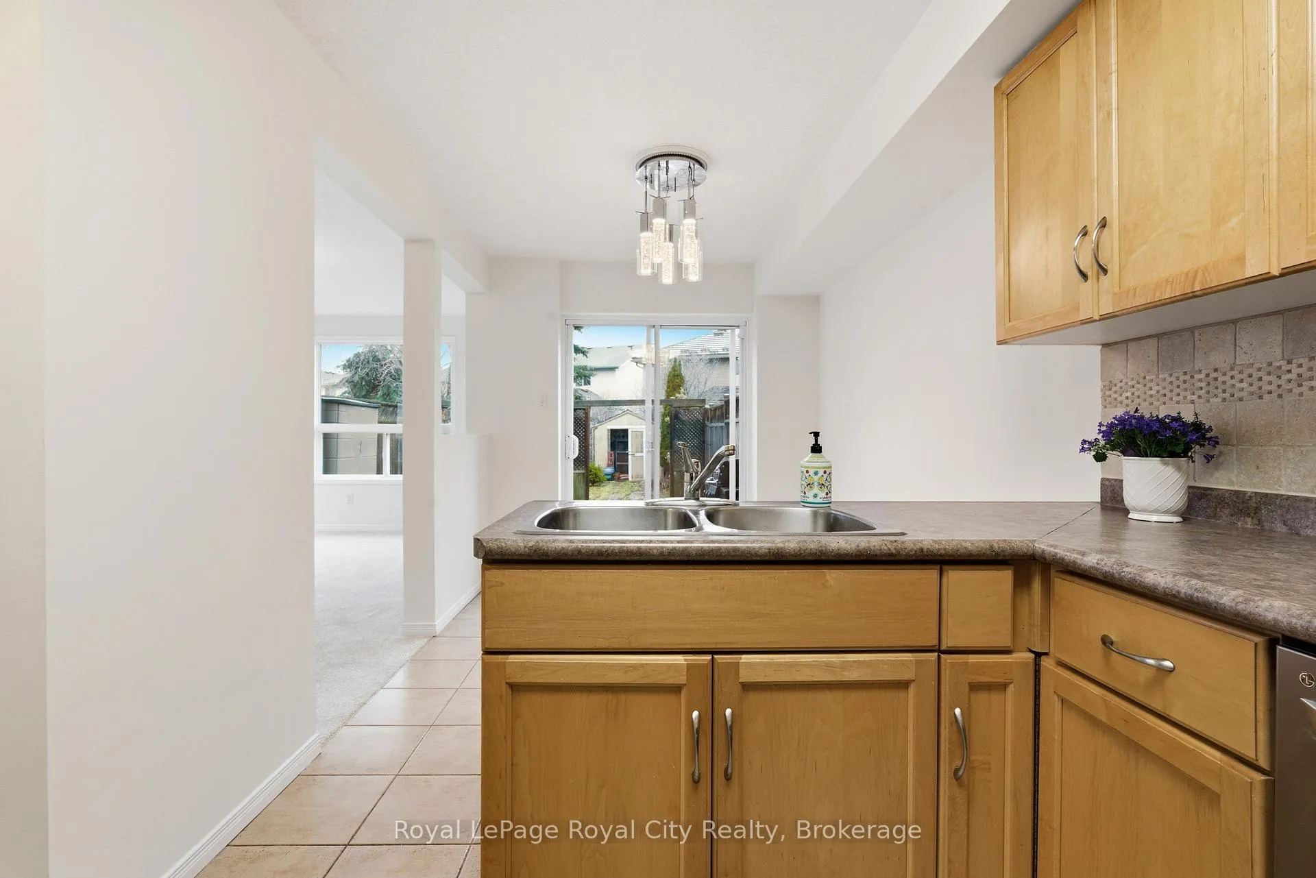 Photo 11 of 84 Swift Crescent, Guelph, Grange Road — HOMEH