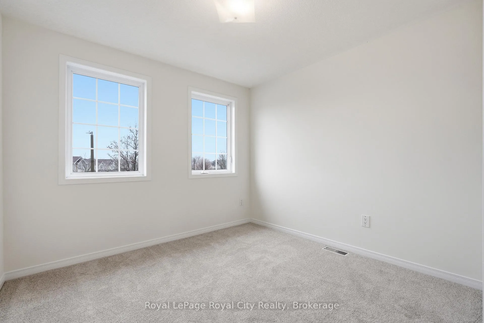 Photo 30 of 84 Swift Crescent, Guelph, Grange Road — HOMEH